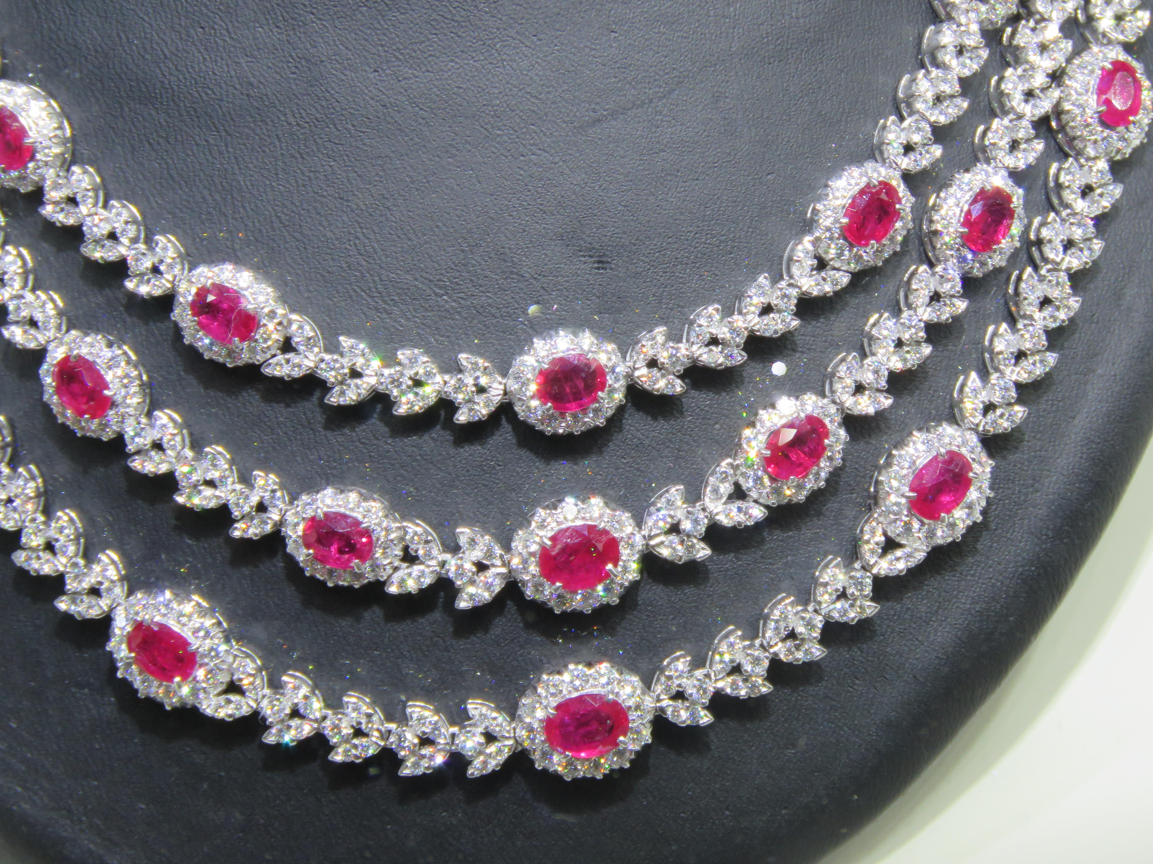 Mixed Cut Rare Important Estate 18KT Gold 40CT Gorgeous Ruby Diamond Necklace For Sale