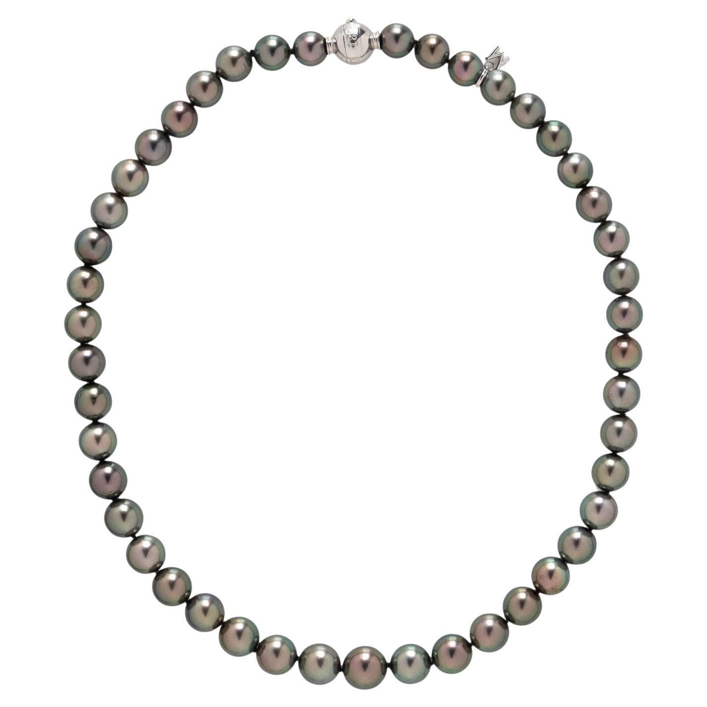 Rare Important Estate 18KT Gold Original Mikimoto Tahitian Pearl Strand Necklace For Sale