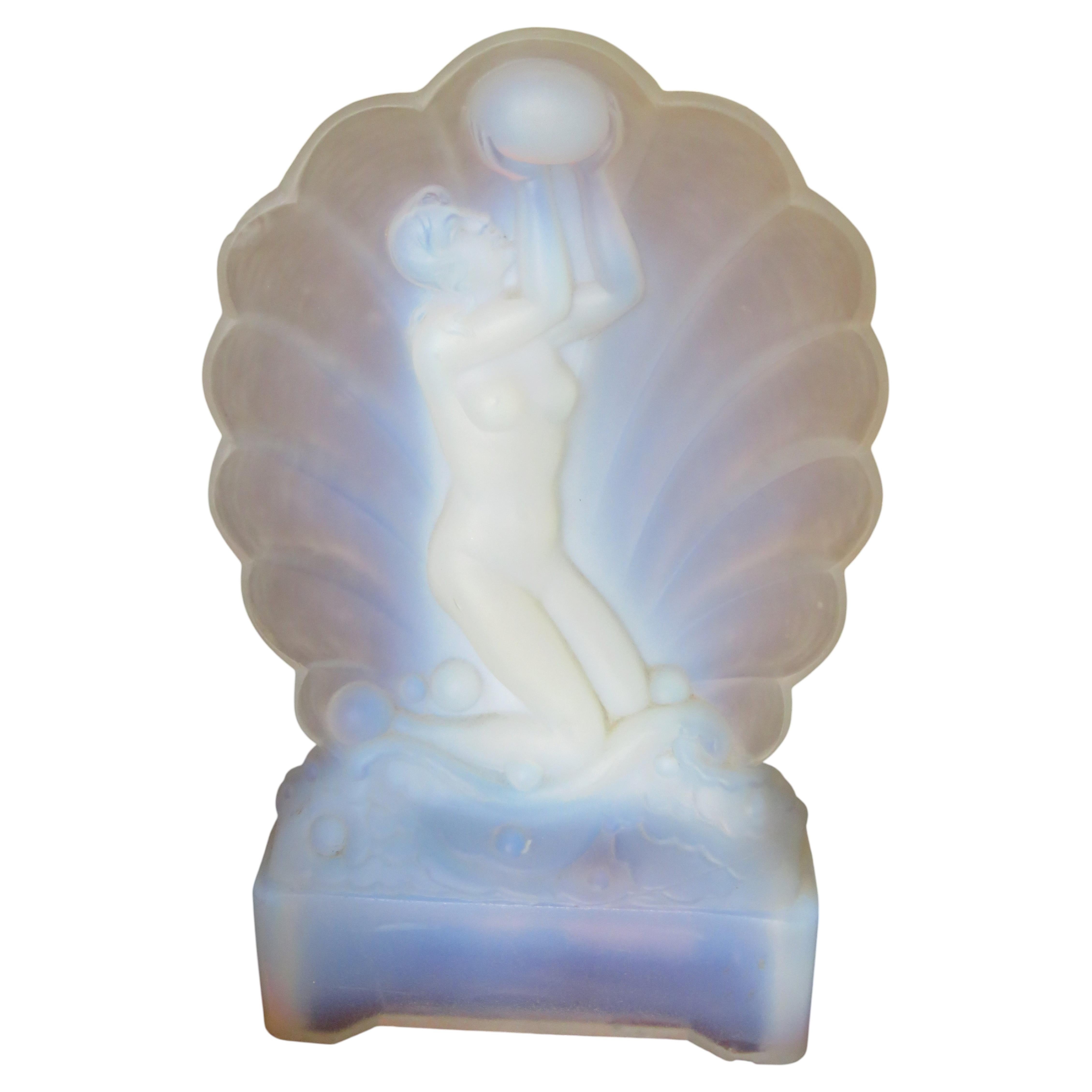 How do you identify Sabino glass?