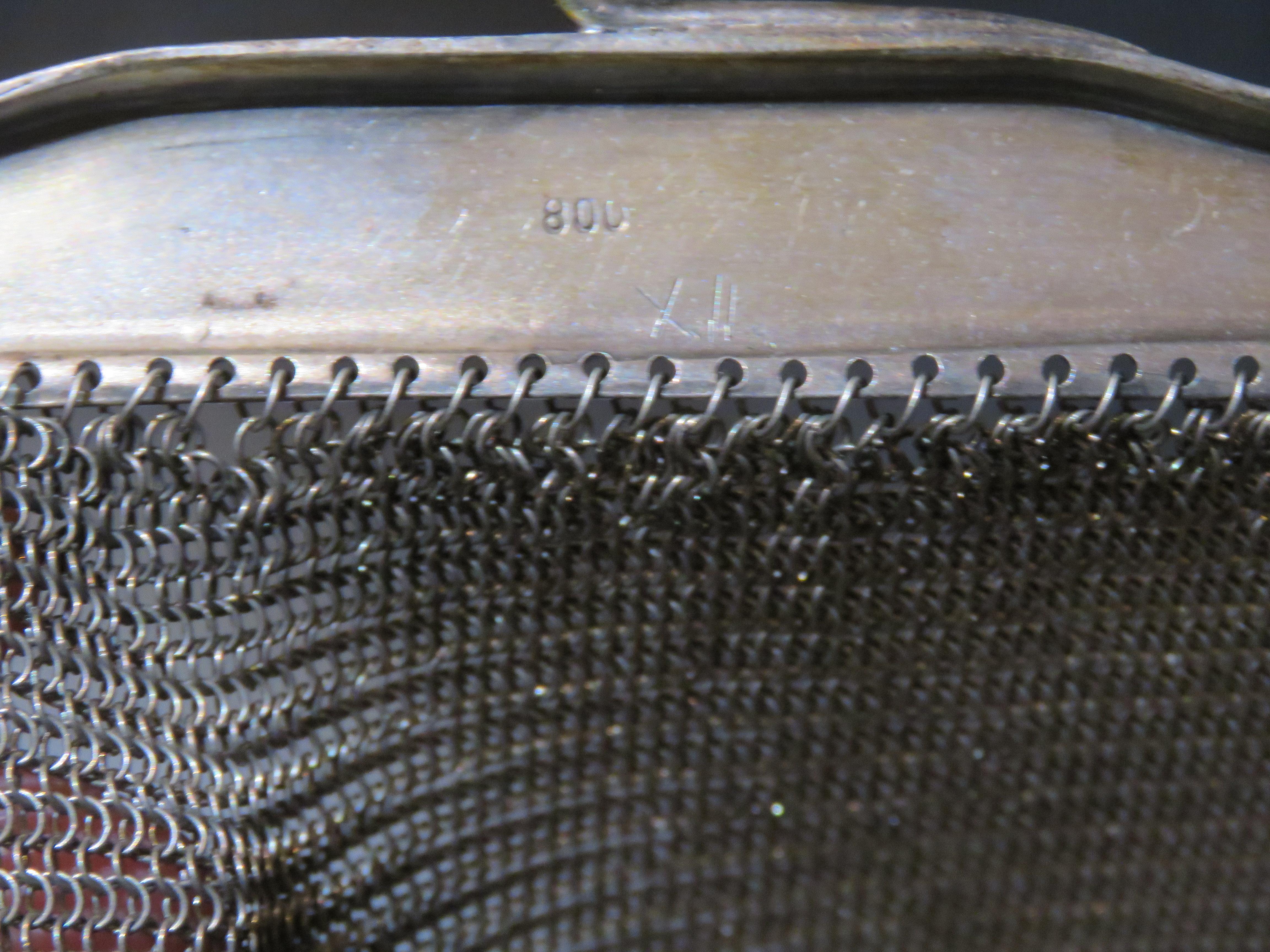 Rara e importante tenuta dei primi anni del 1900 in argento sterling a rete, borsetta Art Deco in vendita 1