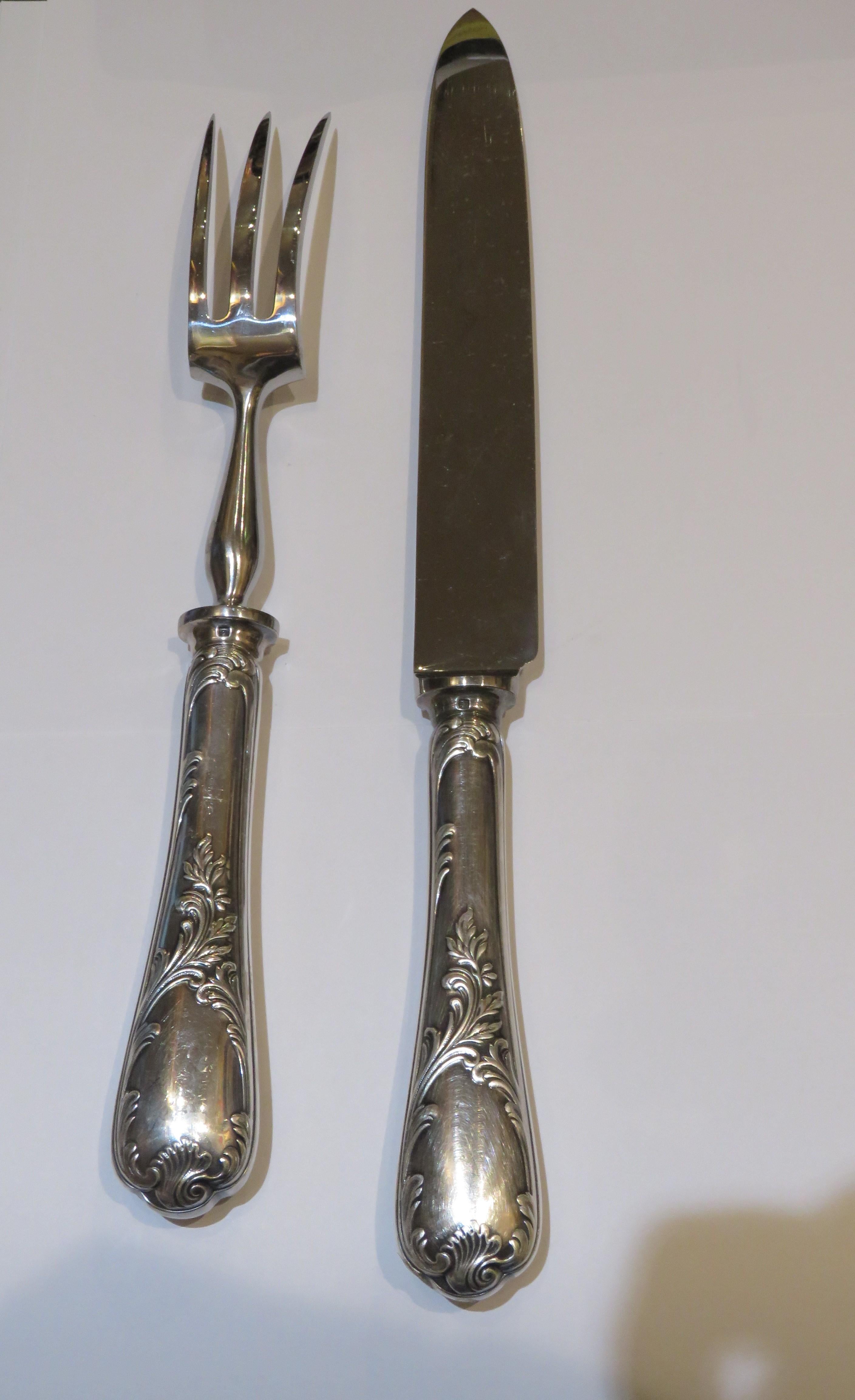 Seltenes bedeutendes Christofle-Schnitzmesser und Schnitzgabel aus Silber für Nachlass (20. Jahrhundert) im Angebot