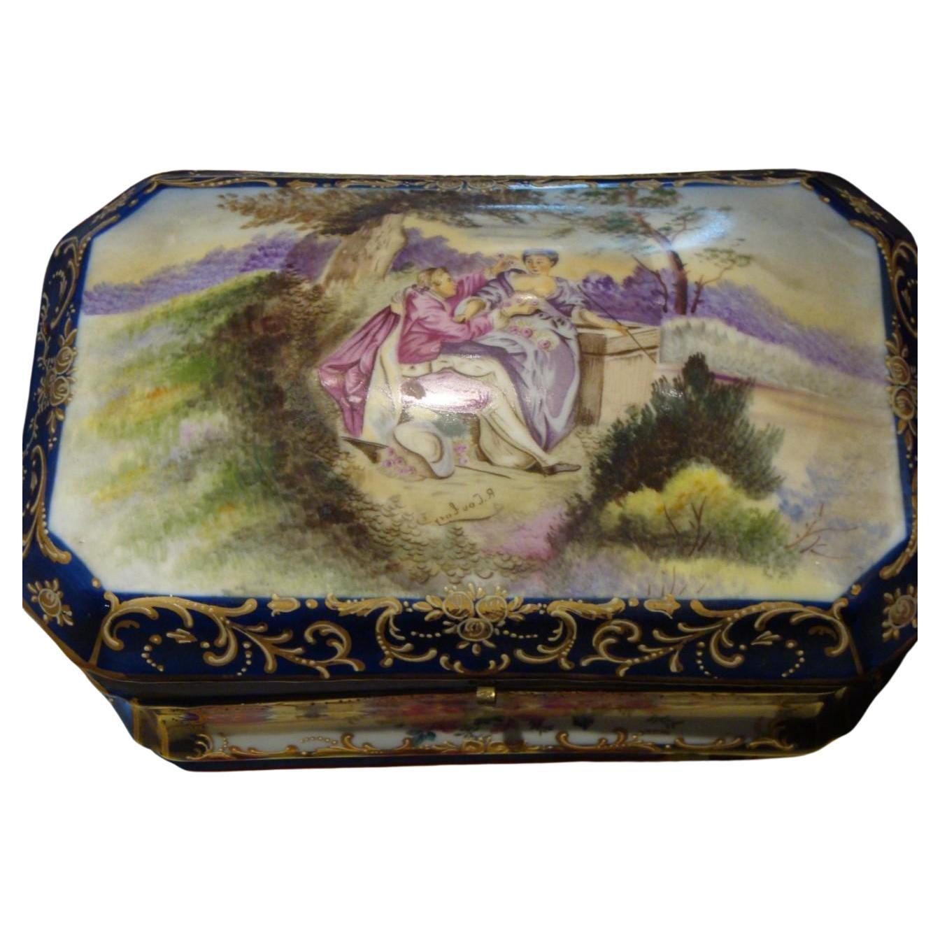 Rare Important Gorgeous Dresden Style Sevres Style Porcelain Jewelry Box Casket (Coffret à bijoux en porcelaine) en vente