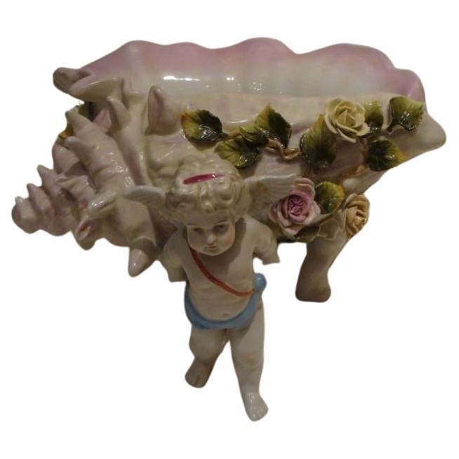 Rare et magnifique coquille de conque pour enfants en porcelaine de style Meissen de Dresde