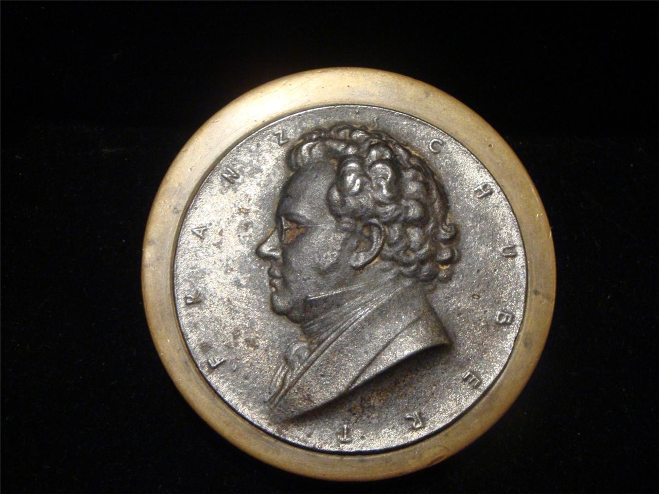 Rare Important Heavy 19th Century Bronze Franz Schubert (1797-1828) Paperweight In Good Condition For Sale In New York, NY