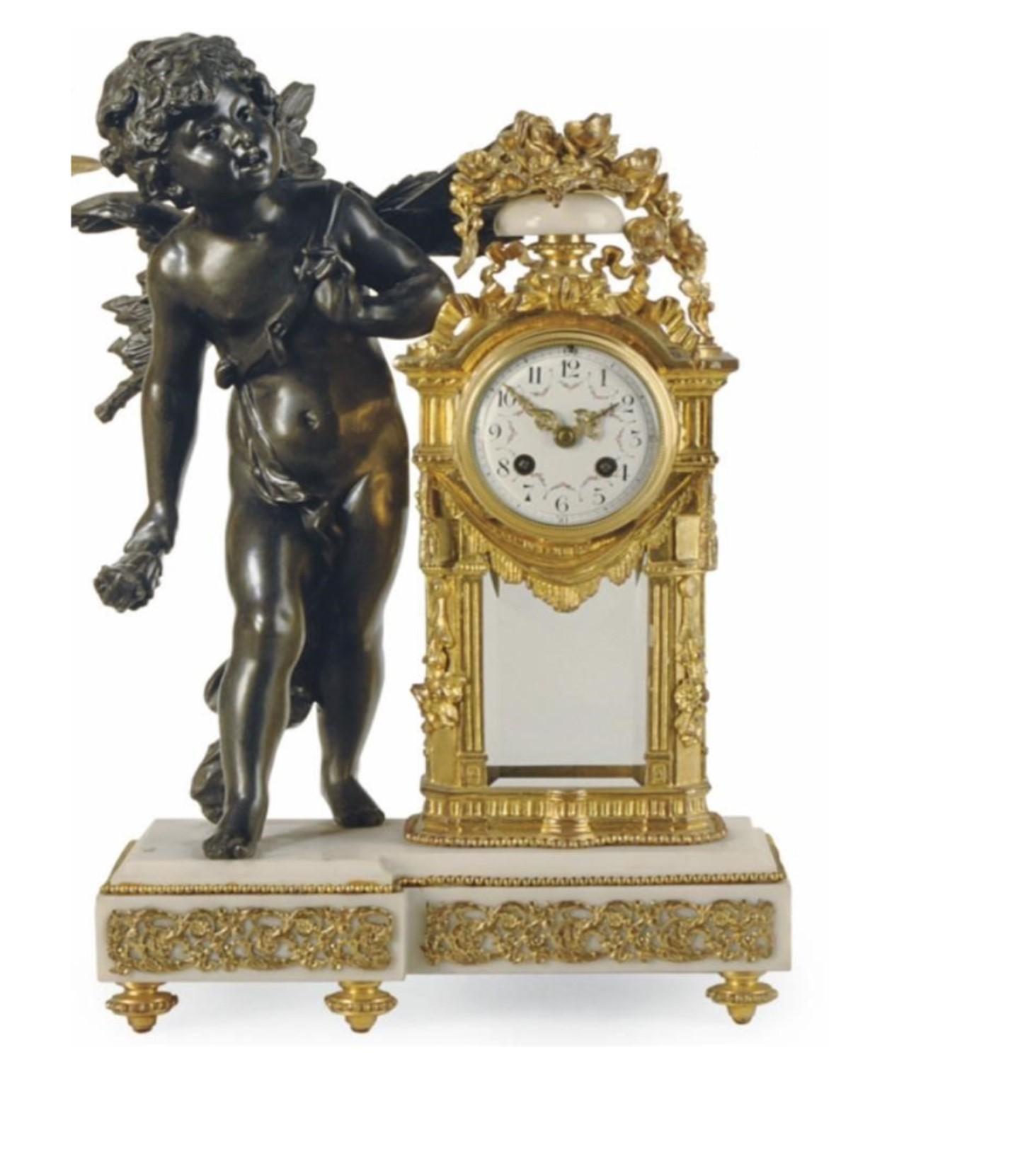 Seltenes beeindruckendes französisches dreiteiliges Cherub-Uhr-Set aus Bronze in Museumsqualität aus dem 19. Jahrhundert für Damen oder Herren im Angebot