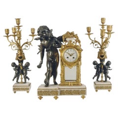 Seltenes beeindruckendes französisches dreiteiliges Cherub-Uhr-Set aus Bronze in Museumsqualität aus dem 19. Jahrhundert
