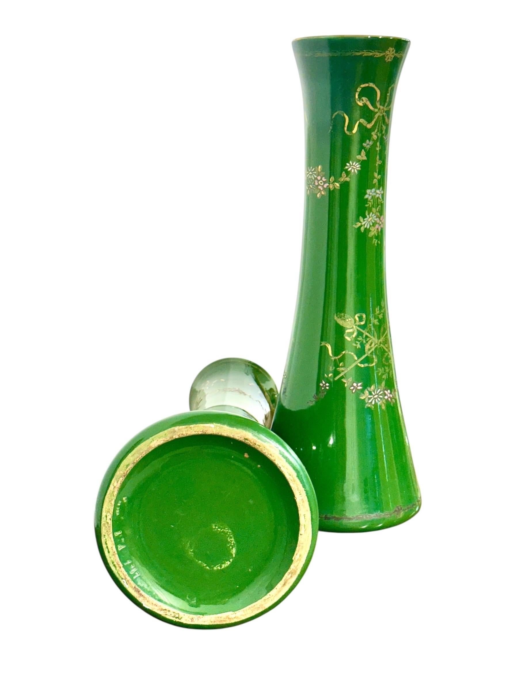 Rare et impressionnante paire de vases en faïence verte de Longchamp, France, 1876 en vente 8