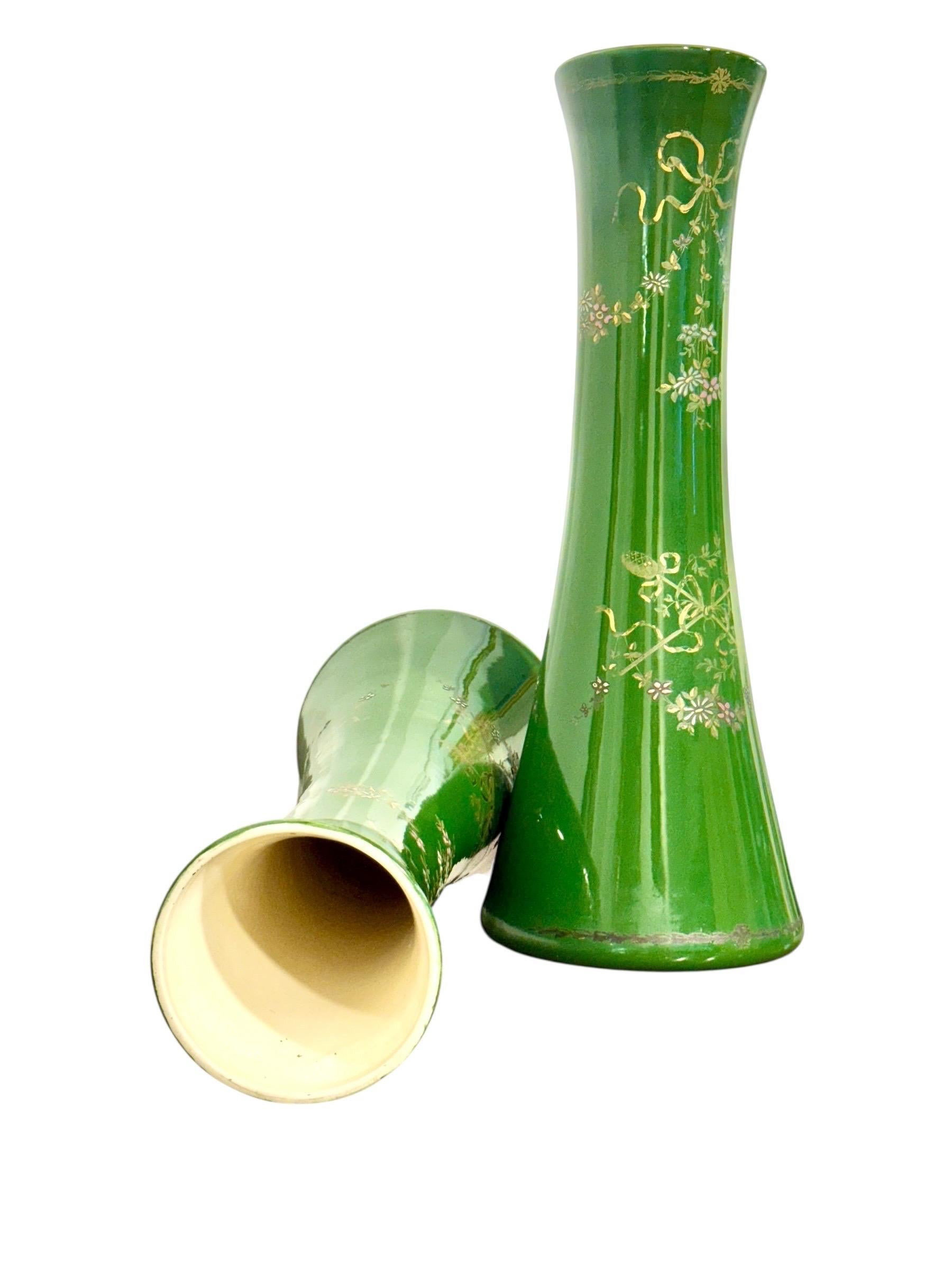 Rare et impressionnante paire de vases en faïence verte de Longchamp, France, 1876 en vente 12