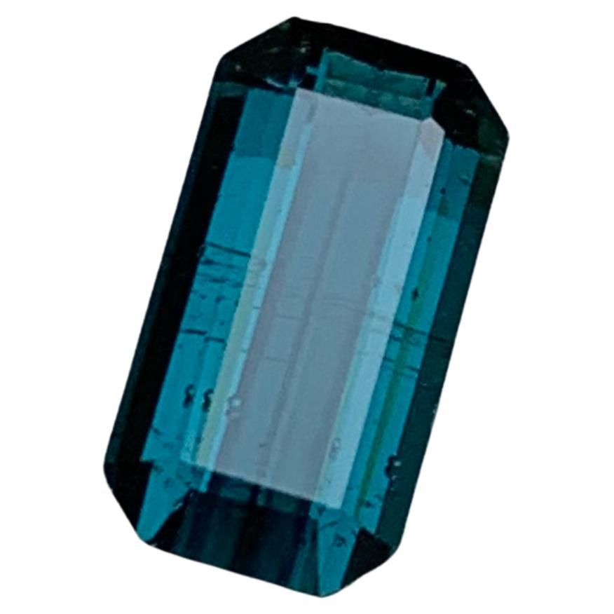 Pierre précieuse tourmaline naturelle bleu indicolite rare, taille émeraude 2,55 carats pour bague