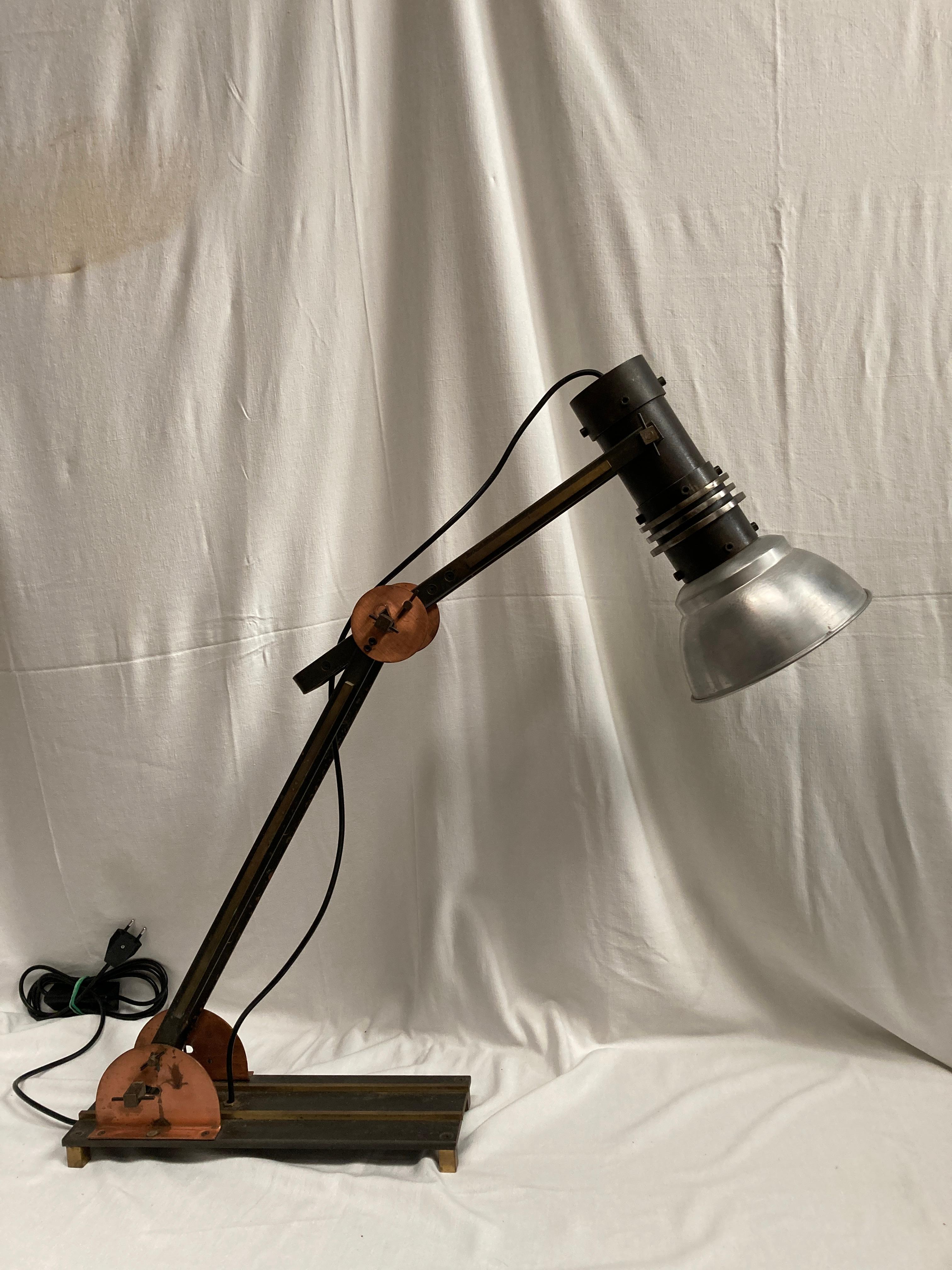 Rare Industrial and architectural table lamp For Sale 8