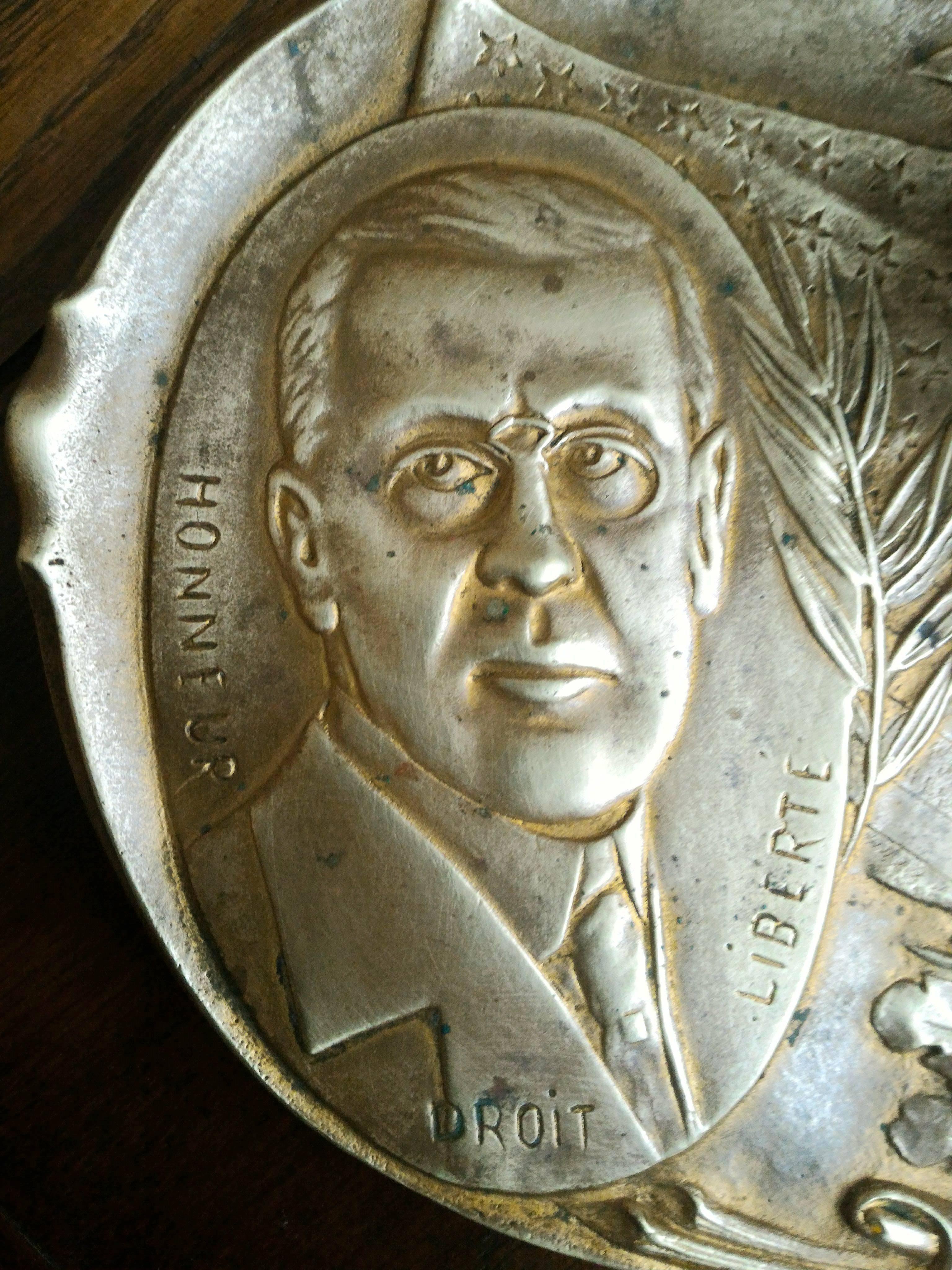 Encrier rare, bronze Art Nouveau, président Wilson, Première Guerre mondiale, signé Cuzin Bon état - En vente à Paris, FR