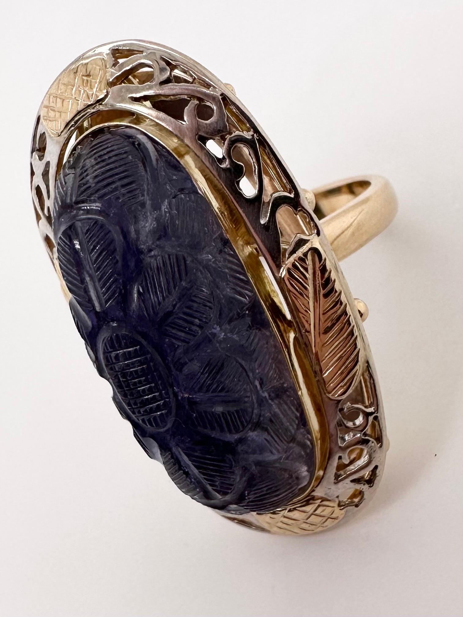 Rare Iolite Handcarved ring 14KT gold For Sale 7