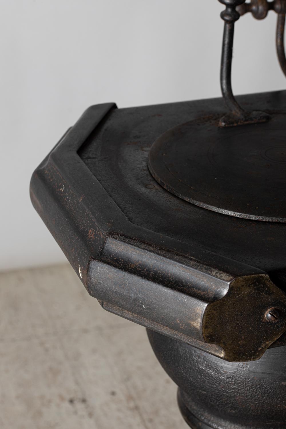 cast iron stoves antique