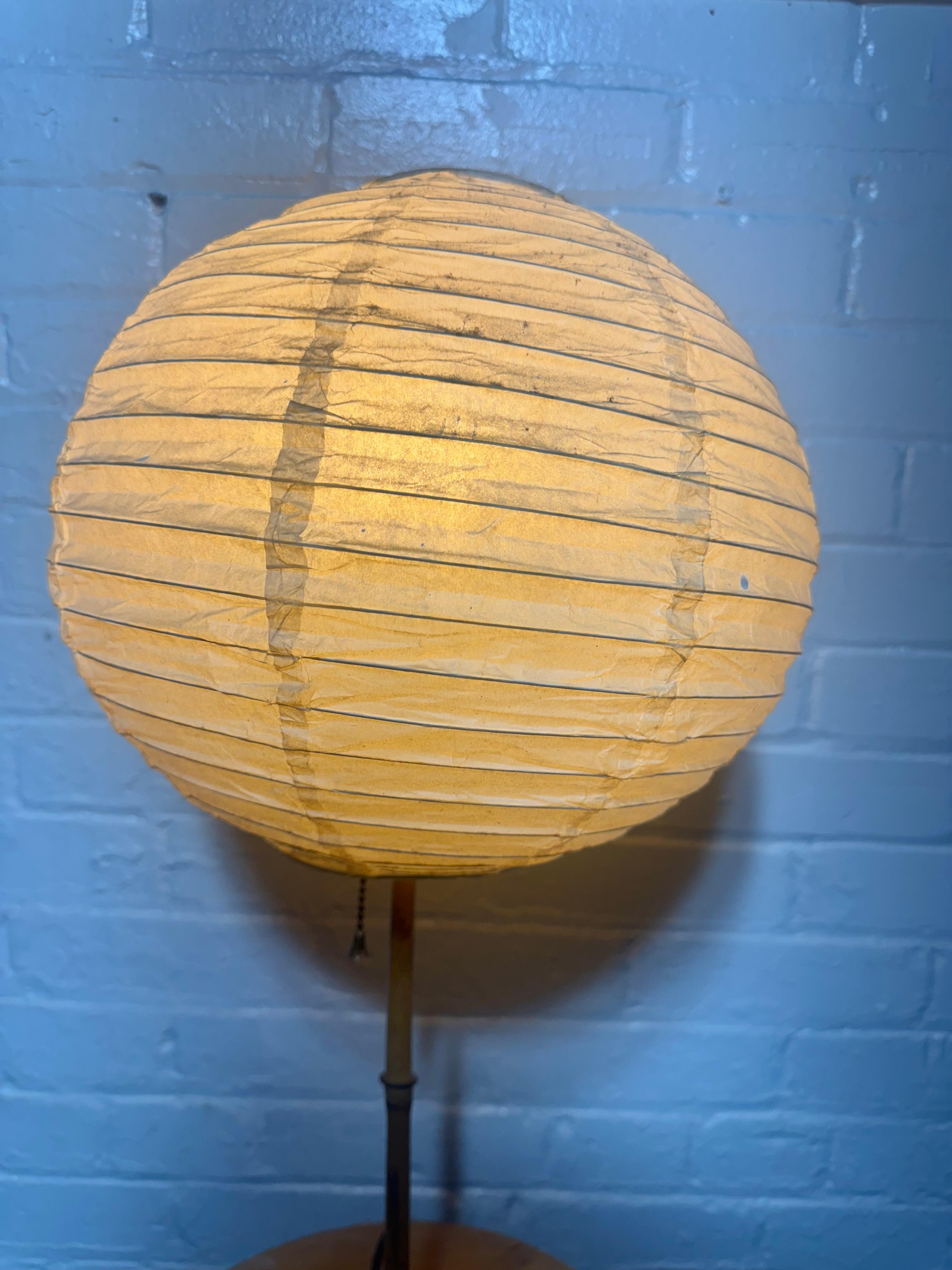 Rare Isamu Noguchi Akari Light Sculpture, Model 41S Globes, Bamboo / Iron Base For Sale 7