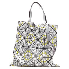 Issey Miyake - Sac fourre-tout rare imprimé géométrique jaune et blanc argenté Prism BAO