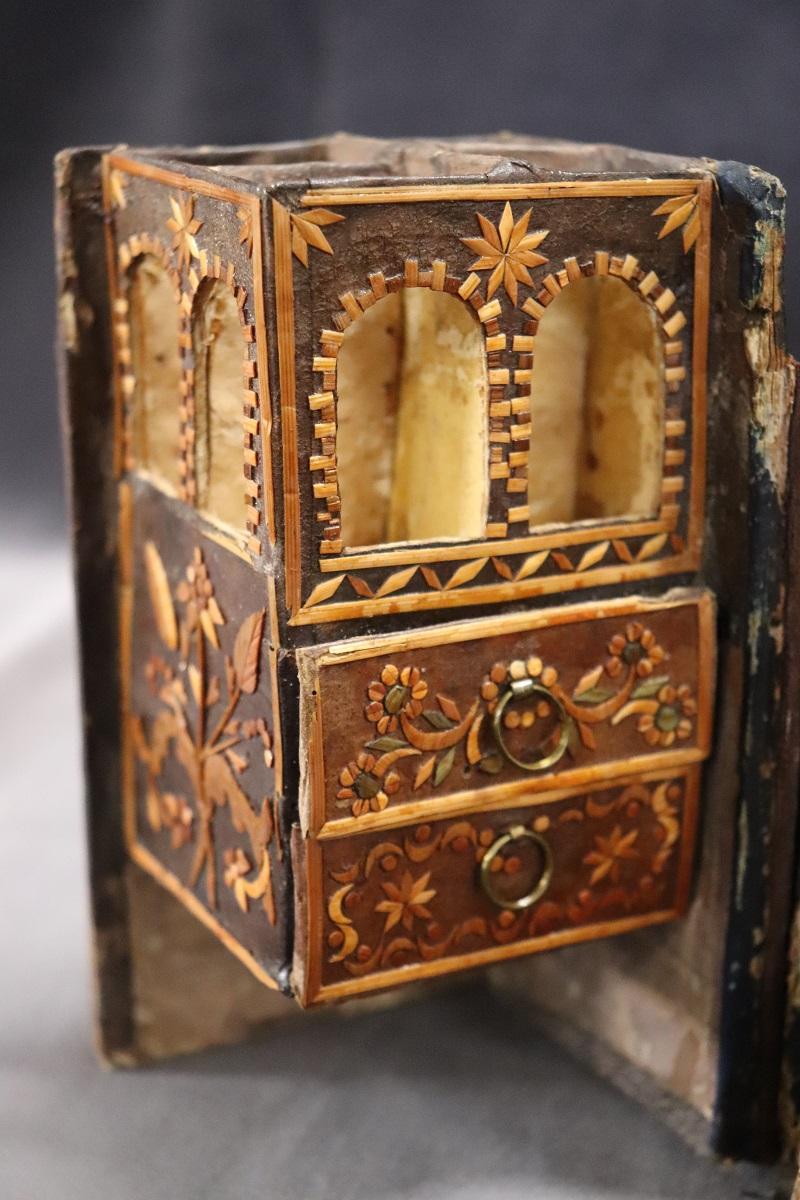 Rare Italian 18th Century Antique Jewelry Box in Papier-Mâché and Wood 7