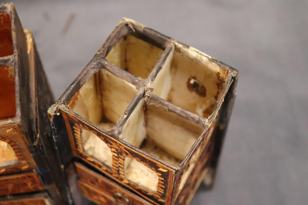 Rare Italian 18th Century Antique Jewelry Box in Papier-Mâché and Wood 10