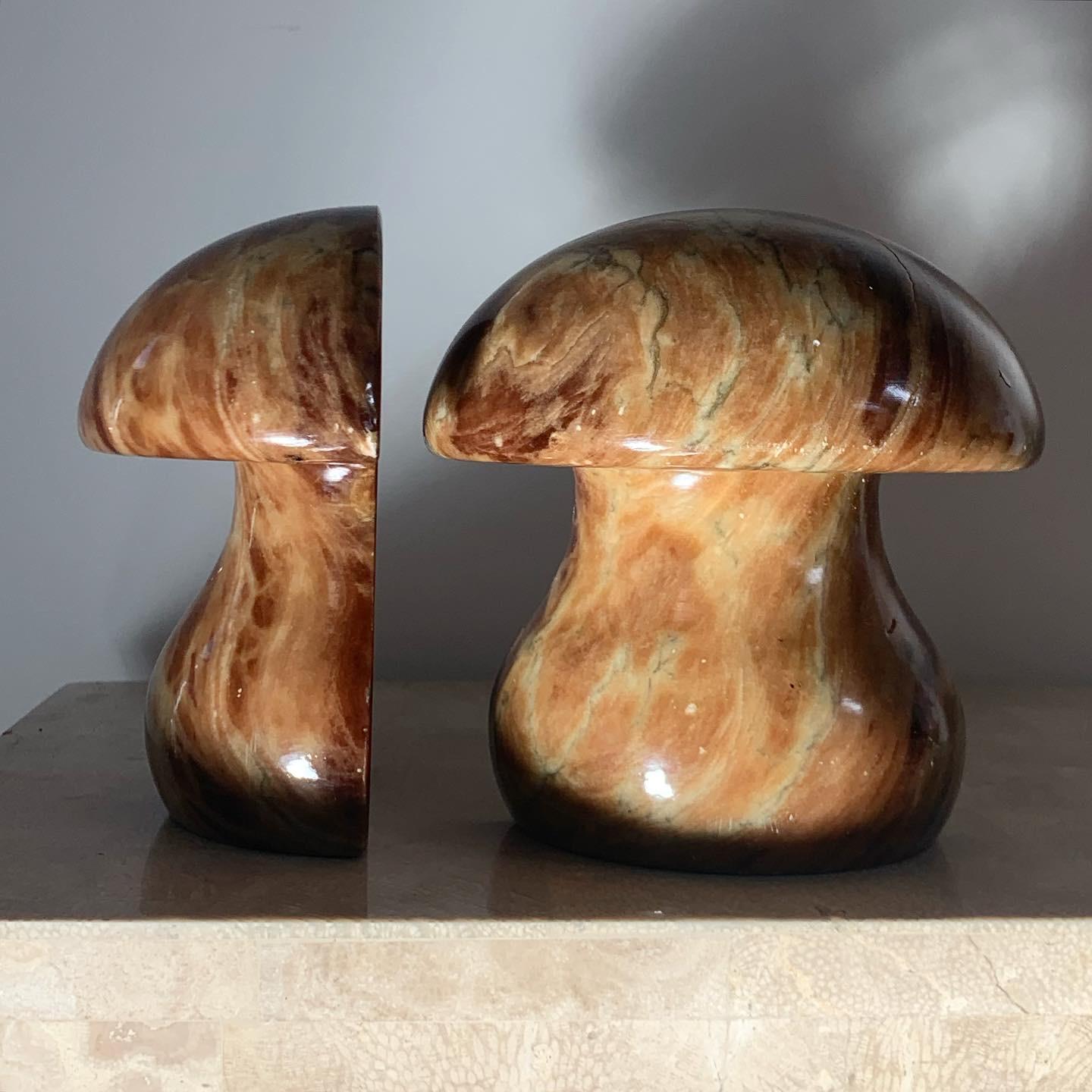 Mid-Century Modern Rare Italian ABF Alabaster Hand-Carved Mushroom Bookends, circa 1960s