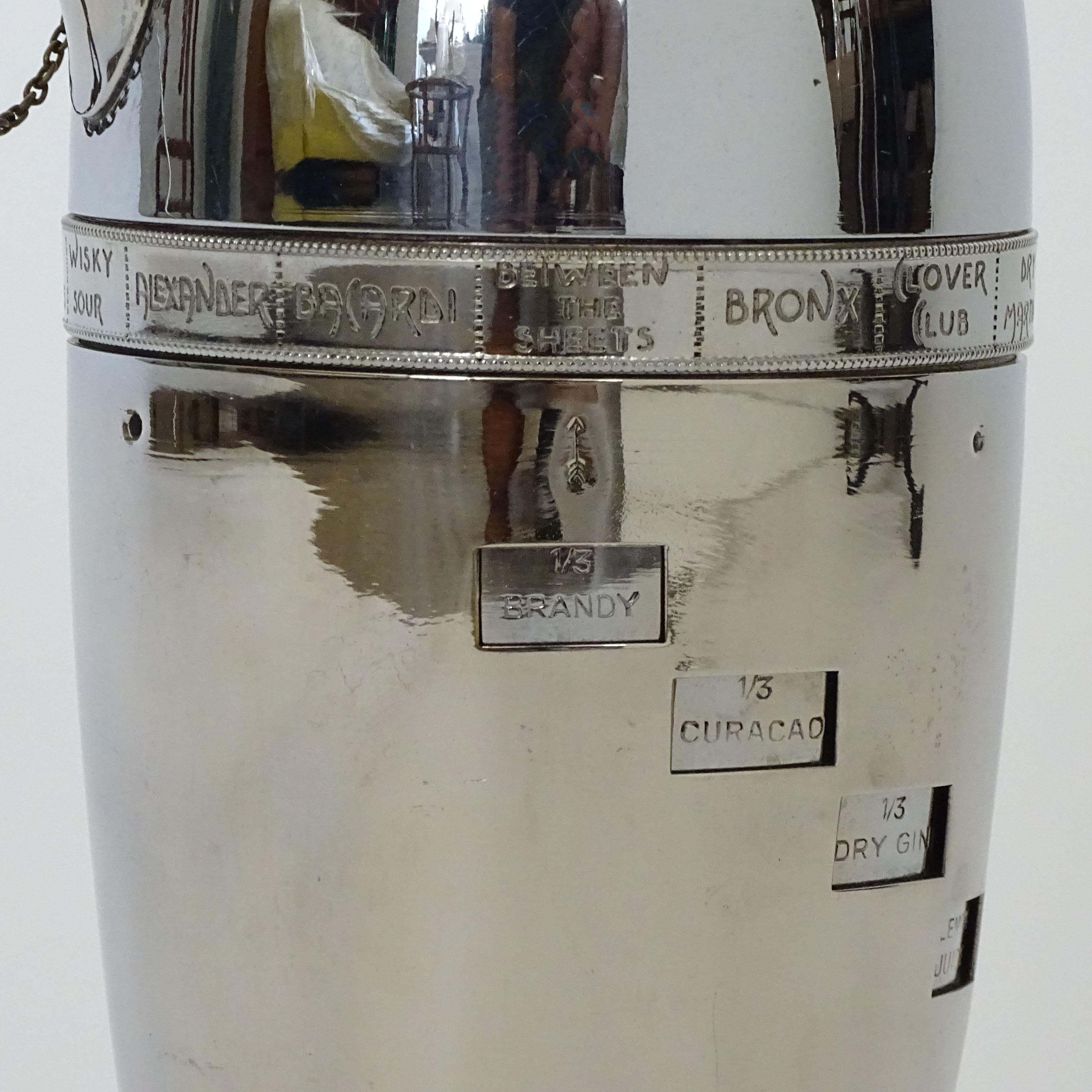 Seltene italienische Art Deco 1940er Jahre Bullet Rezept Cocktail Shaker im Angebot 2