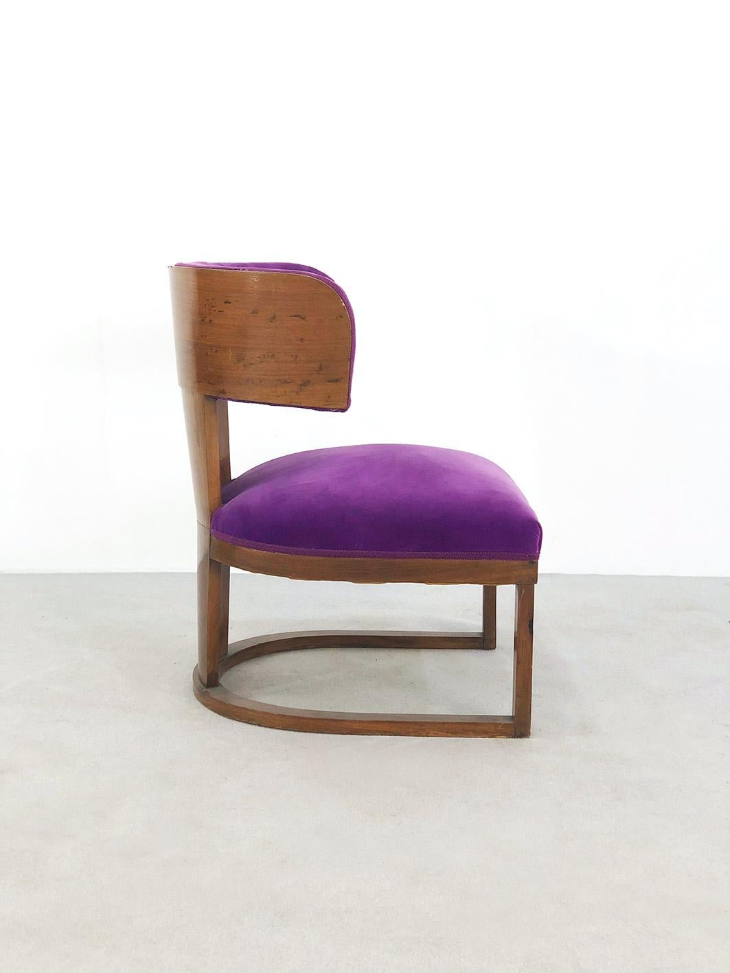 Rare Italian Art Deco Armchair by Ernesto Lapadula in Purple Velvet For Sale 1