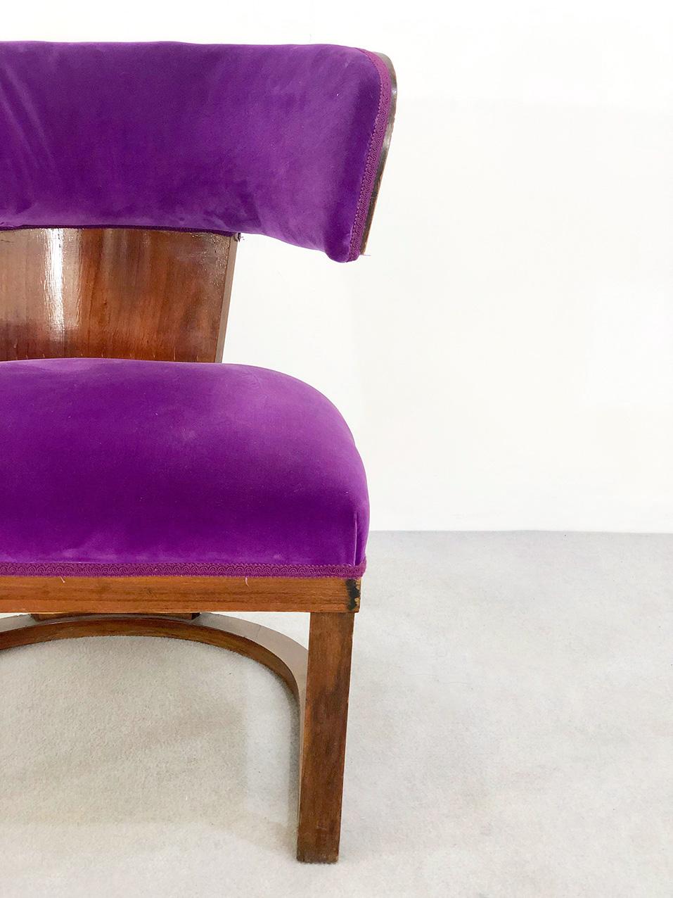 Rare Italian Art Deco Armchair by Ernesto Lapadula in Purple Velvet For Sale 3