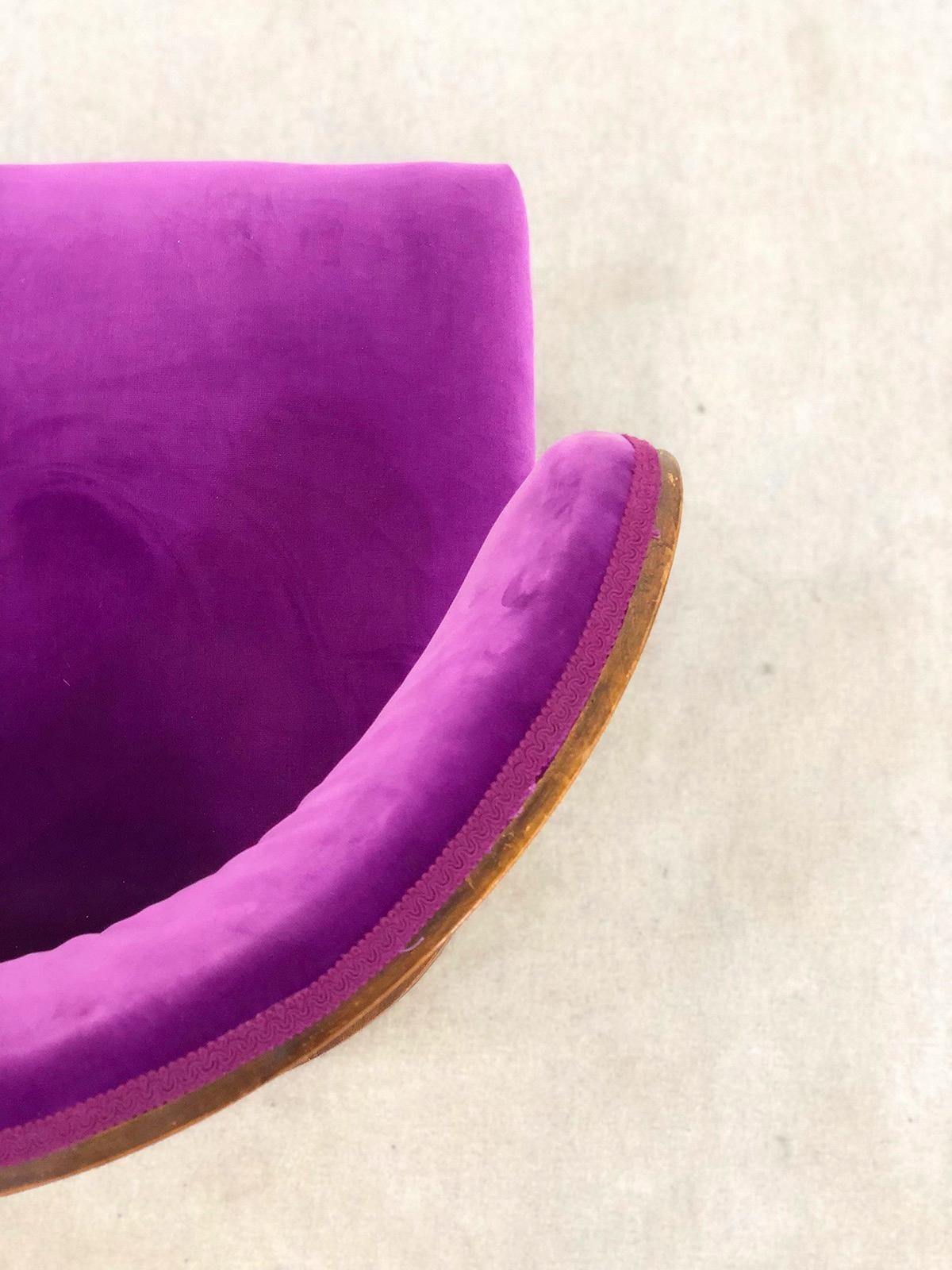Rare Italian Art Deco Armchair by Ernesto Lapadula in Purple Velvet For Sale 3