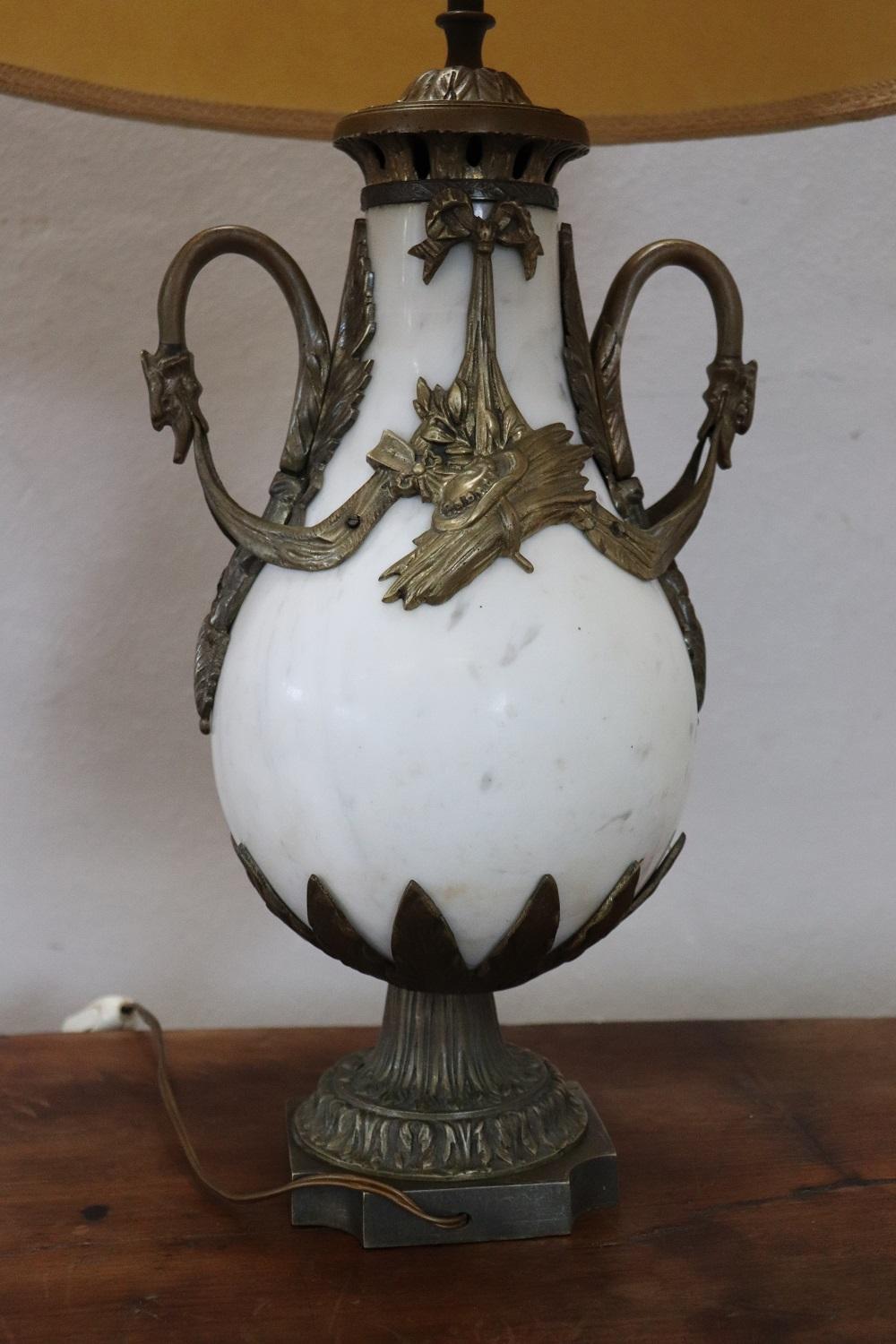 Rare Italian Art Nouveau White Marble and Gilded Bronze Pair fo Table Lamps 5