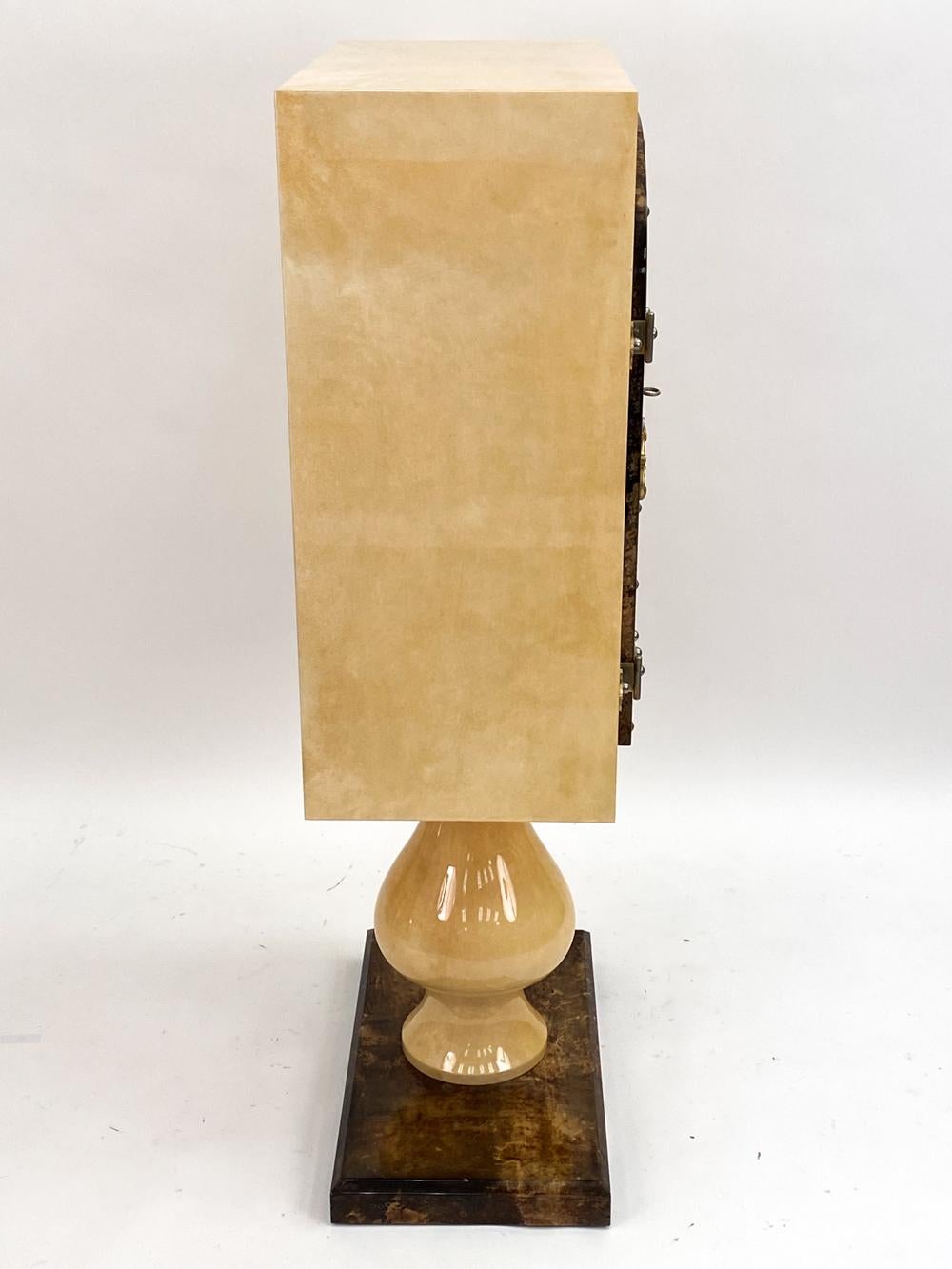 Rare meuble de bar italien par Aldo Tura, vers les années 1950 10