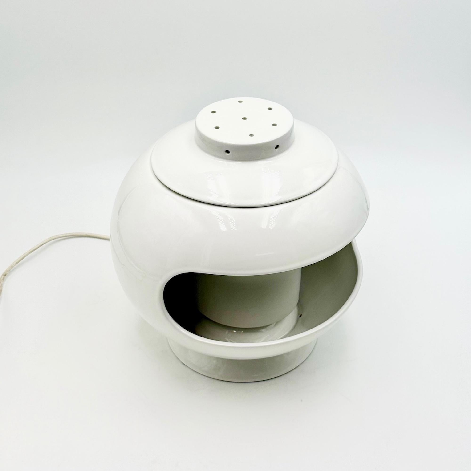 Rare Italian Ceramic Space Age Table Lamp by SC3, 1960s For Sale 7