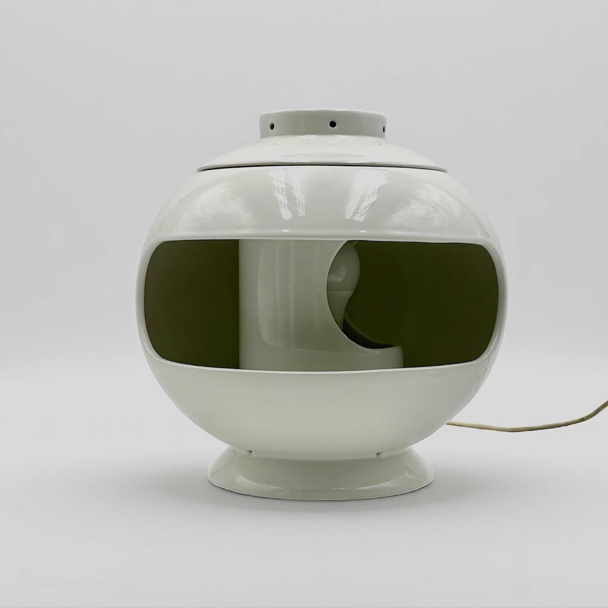 Rare Italian Ceramic Space Age Table Lamp by SC3, 1960s For Sale 2