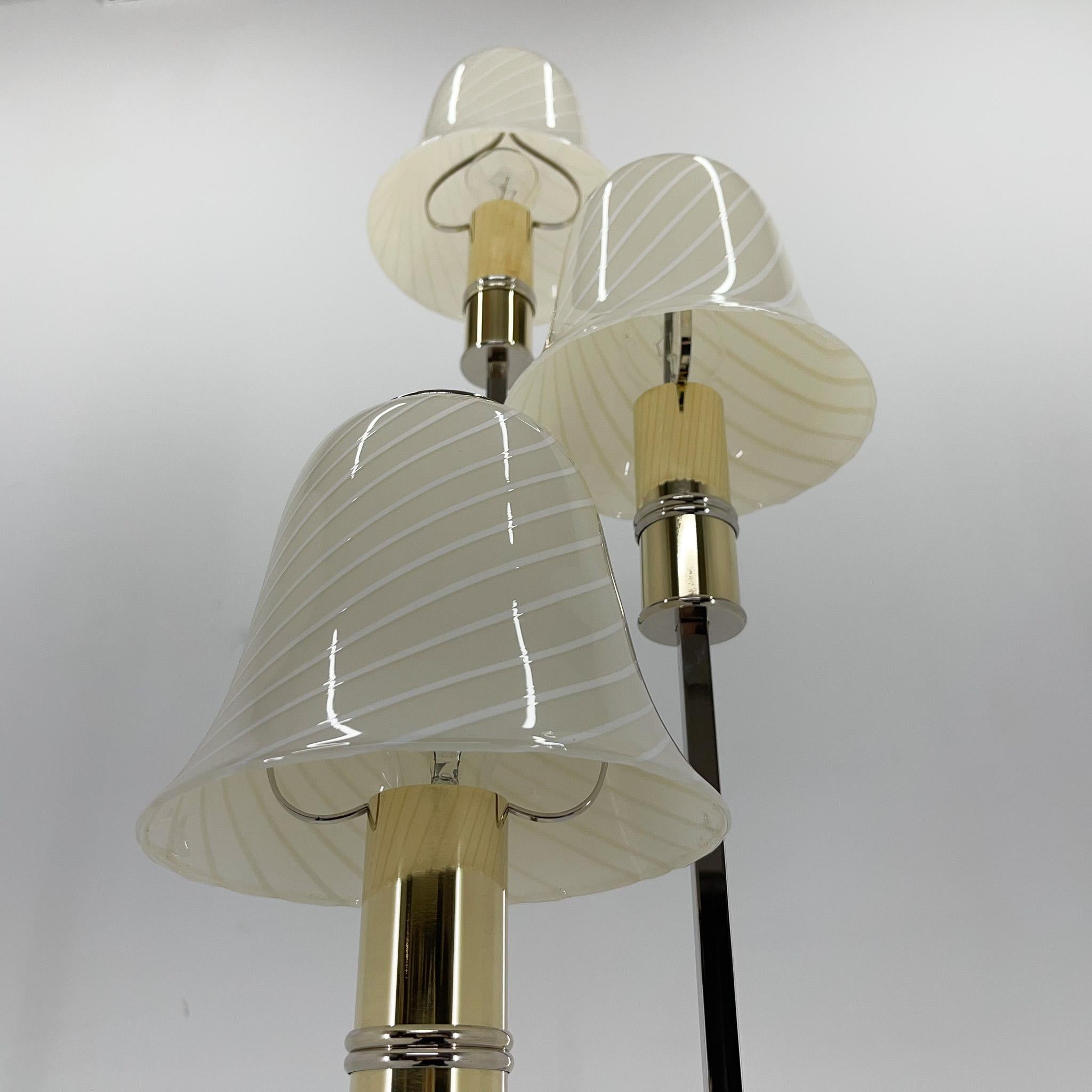 Verre de Murano Rare lampadaire italien en chrome et verre de Murano « champignons magiques », années 1970  en vente