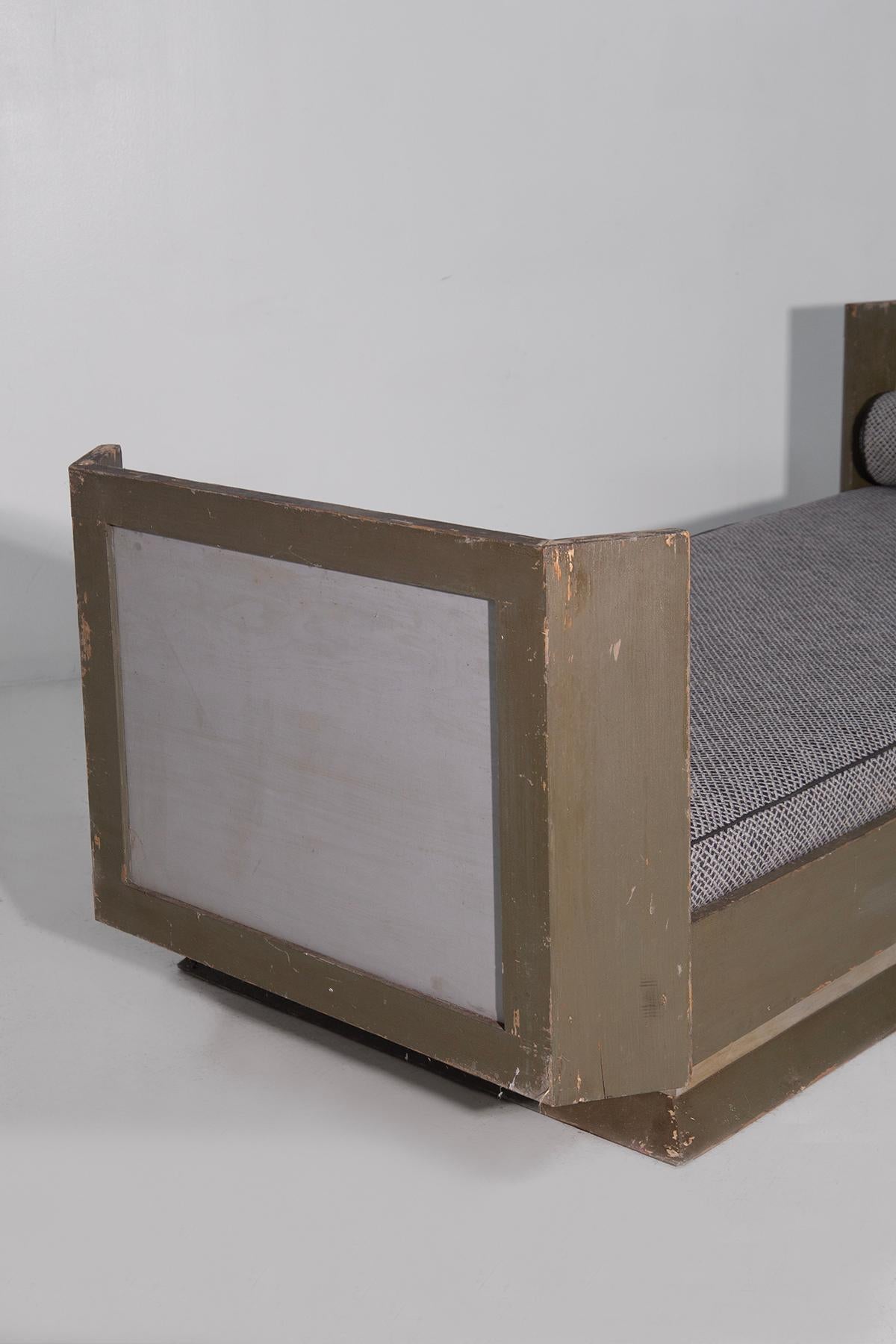 Seltene italienische Daybed oder Dormeuse Futurist in Baumwolle grau im Angebot 6