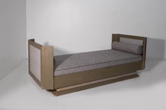 Rare Italian Daybed or Dormeuse futurist in cotton grey