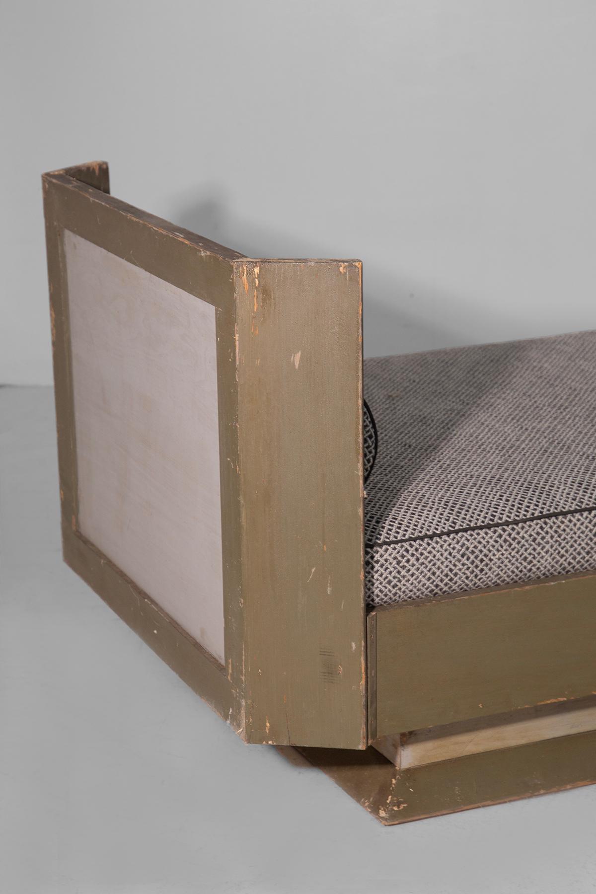 Seltene italienische Daybed oder Dormeuse Futurist in Baumwolle grau (Italian) im Angebot