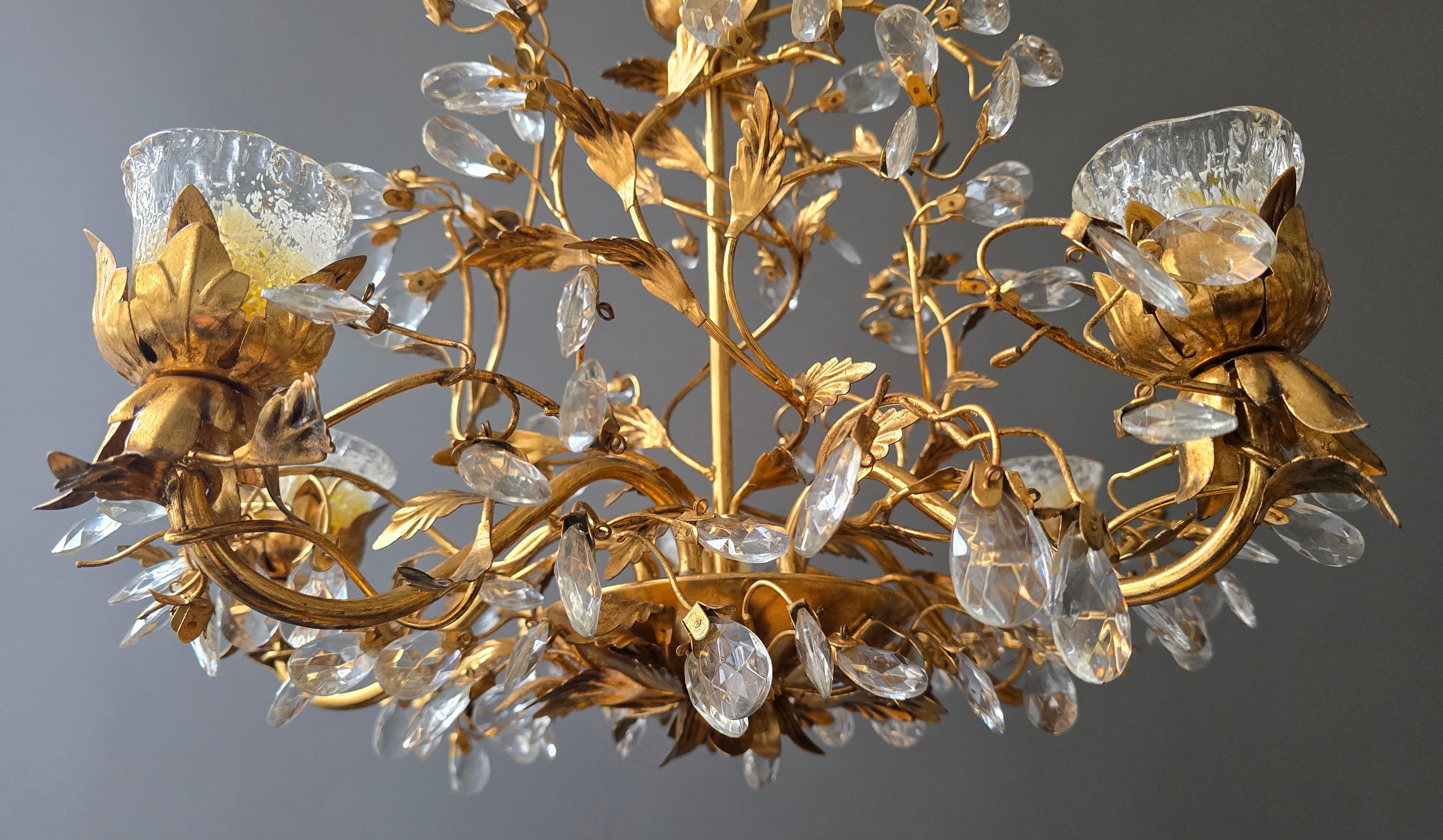 Laiton Rare Italian Floral Chandelier with Murano Glass Tulip Shades, circa 1950s en vente