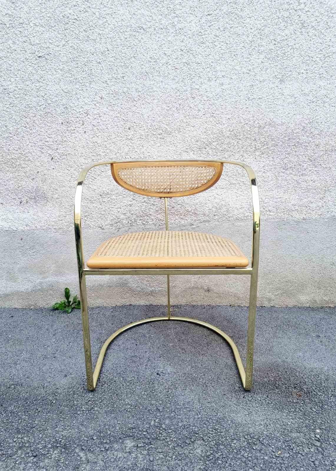 Mid-Century Modern Rare fauteuil italien en métal doré et osier par Zevi, Italie années 80 en vente