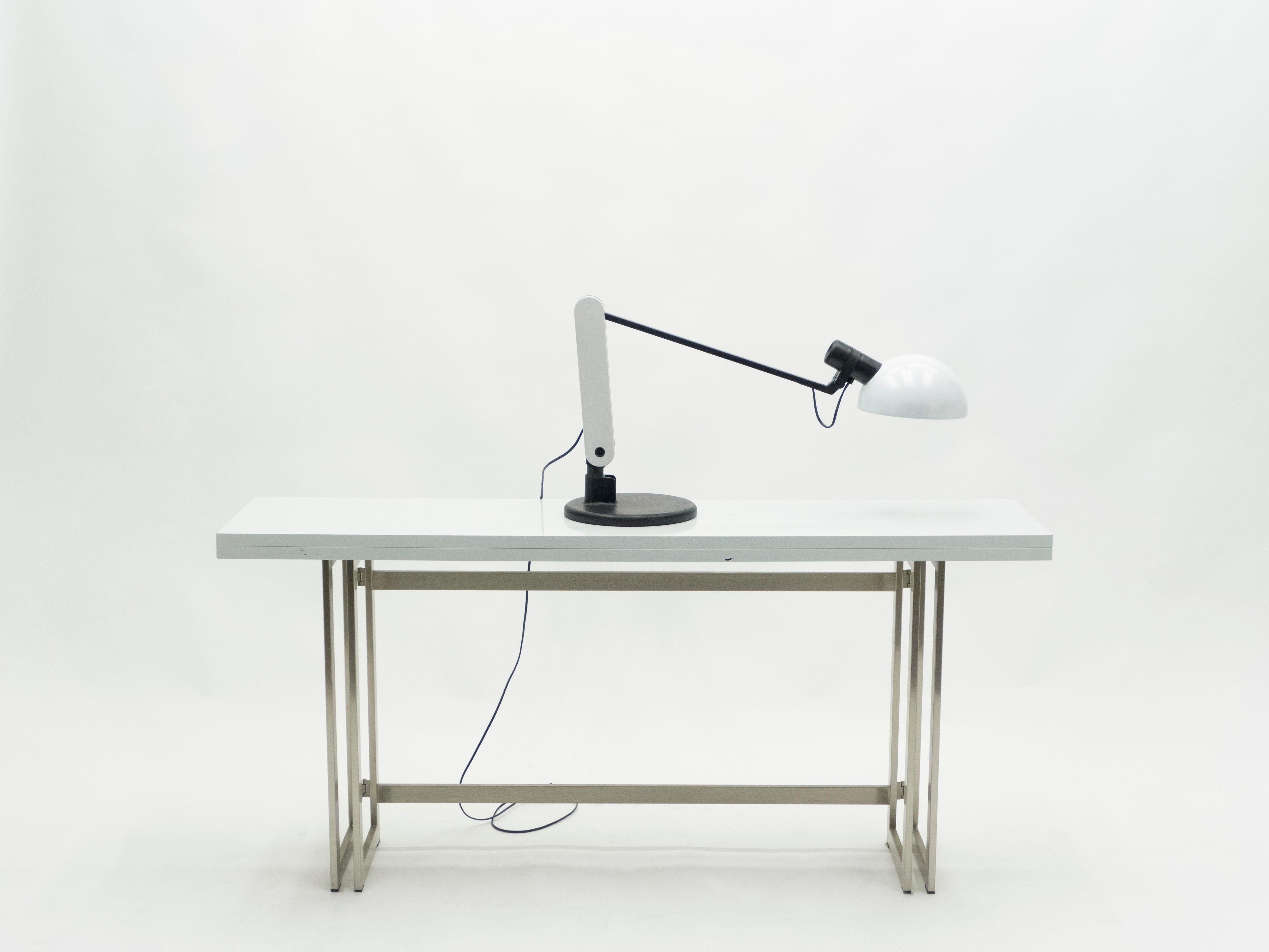 Rare Italian Harvey Guzzini Table Desk Lamp, 1970s In Good Condition For Sale In Paris, IDF