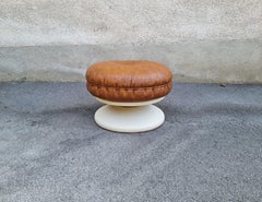 Pouf italien rare en cuir de grande taille, style « Space Age », Italie, années 70