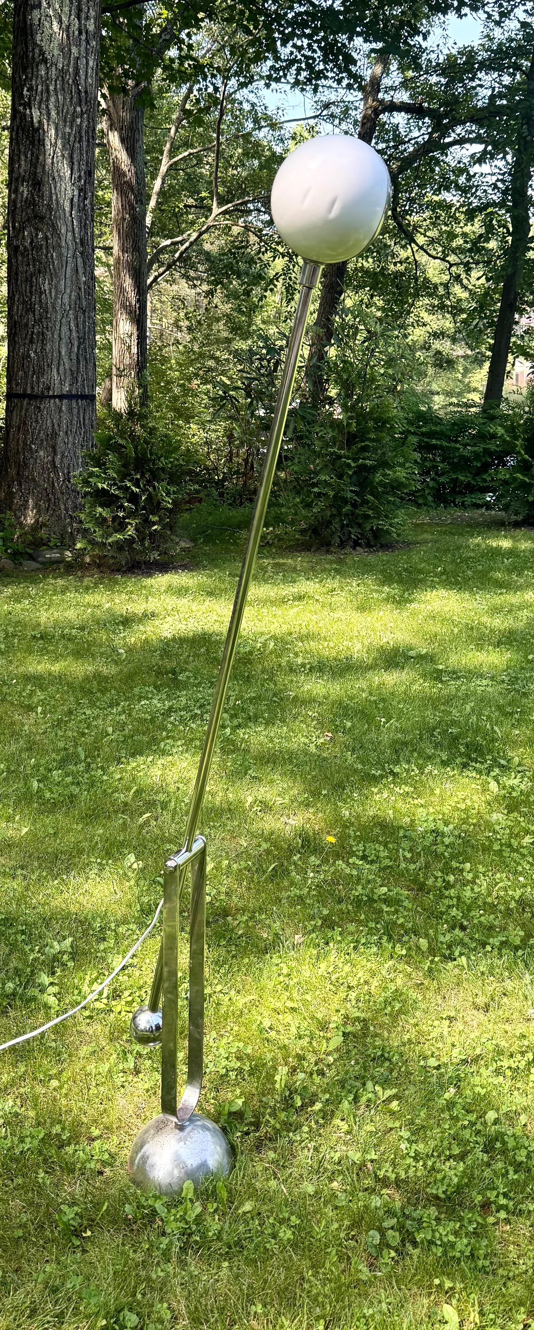 Rare Italian Mid-Century Cantilevered and Counter-Balance Floor Lamp, Arteluce For Sale 6