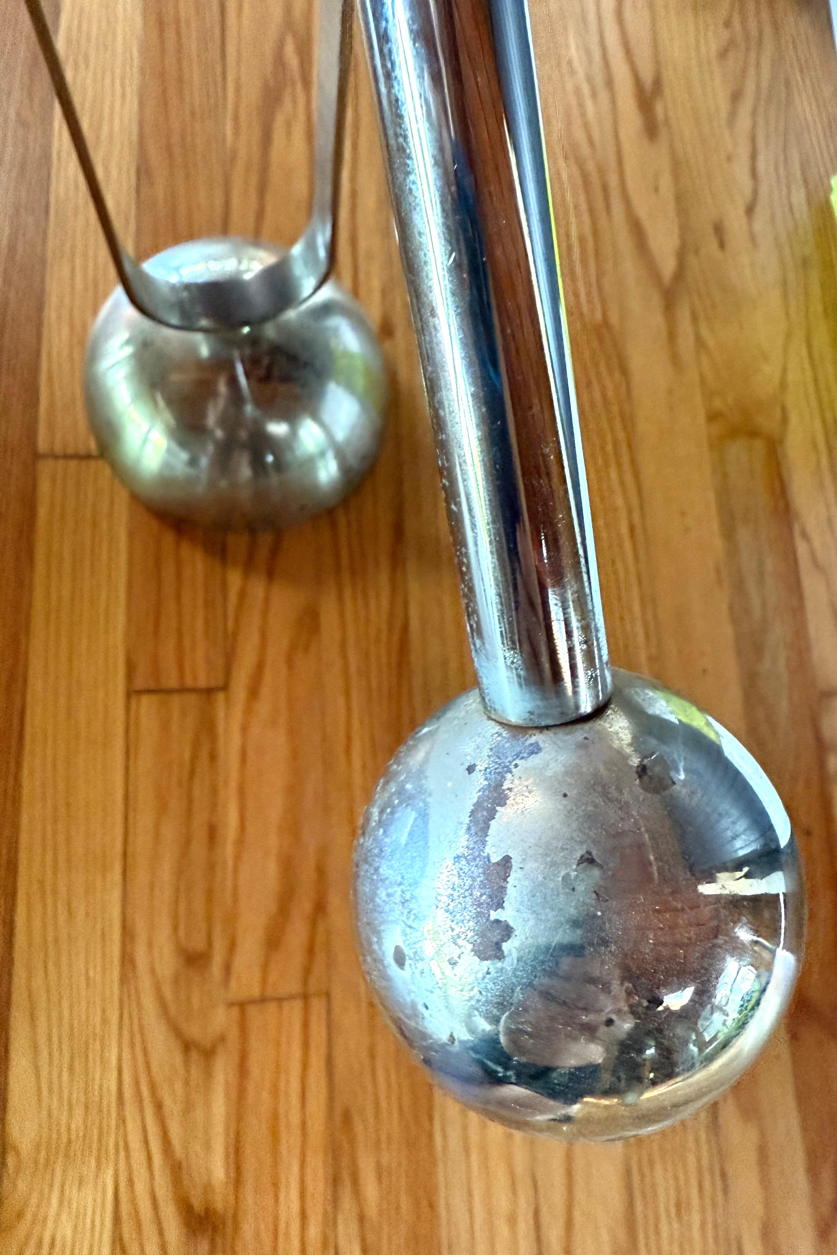 Rare Italian Mid-Century Cantilevered and Counter-Balance Floor Lamp, Arteluce For Sale 12