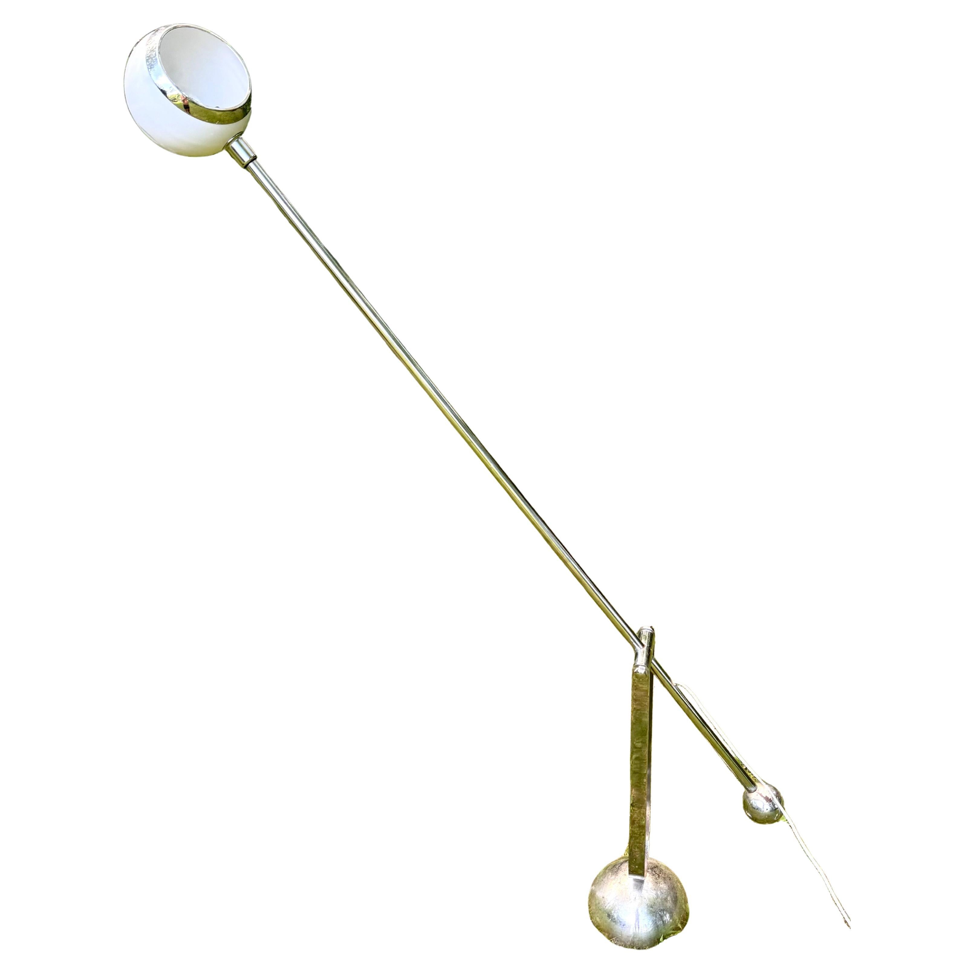 Rare Italian Mid-Century Cantilevered and Counter-Balance Floor Lamp, Arteluce For Sale