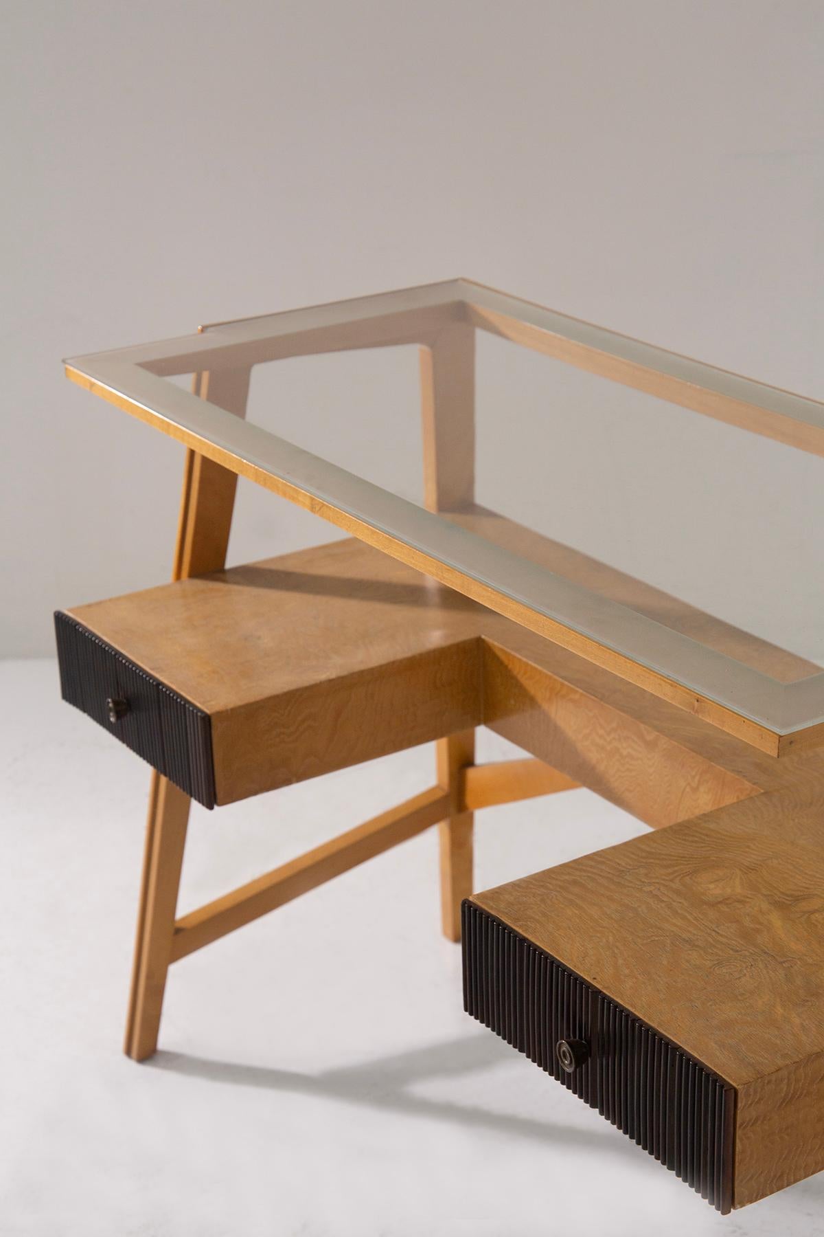 Seltene italienische Mitte des Jahrhunderts Modernes Zentrum Schreibtisch grissinatura (Mid-20th Century) im Angebot