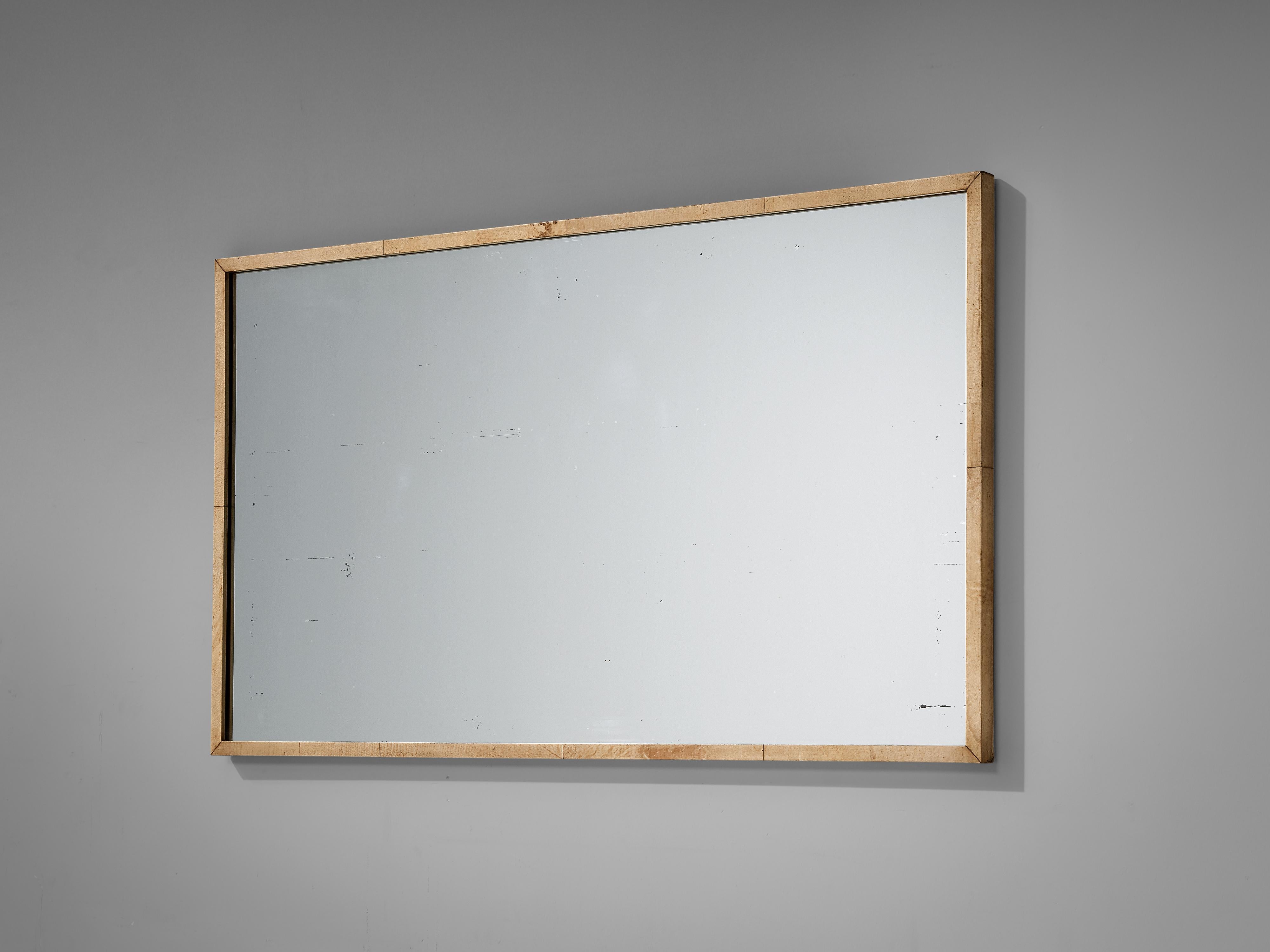 Valzania, mirror, parchment, wood, Italy, 1940s

Rare mirror by Valzania, from the 1940s. This mirror matches with a Valzania sideboard which we have in our collection too. The rectangular frame of this mirror is fully covered in a light parchment