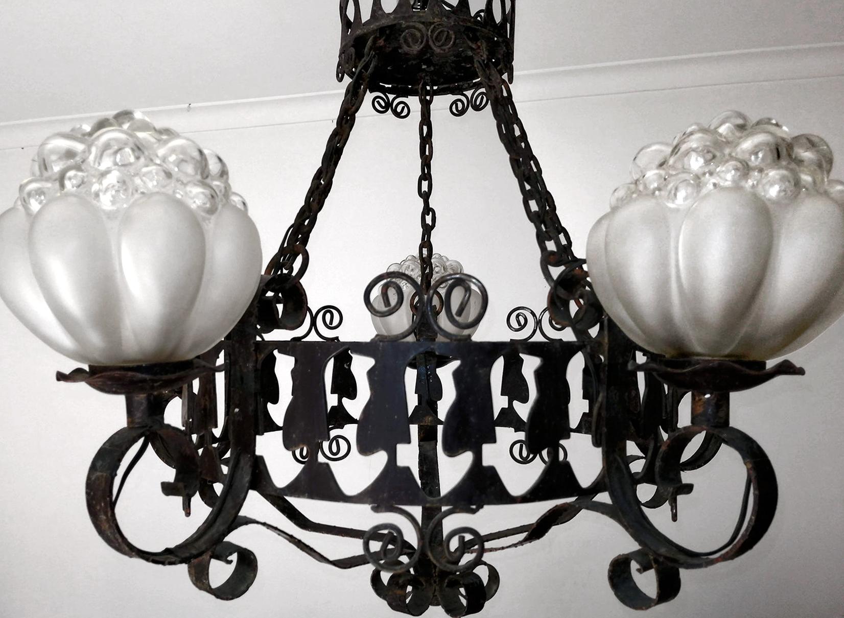 Rare Italian Murano Bubble Art Glass Hand Forged Wrought Iron Hanging Chandelier In Good Condition For Sale In Coimbra, PT