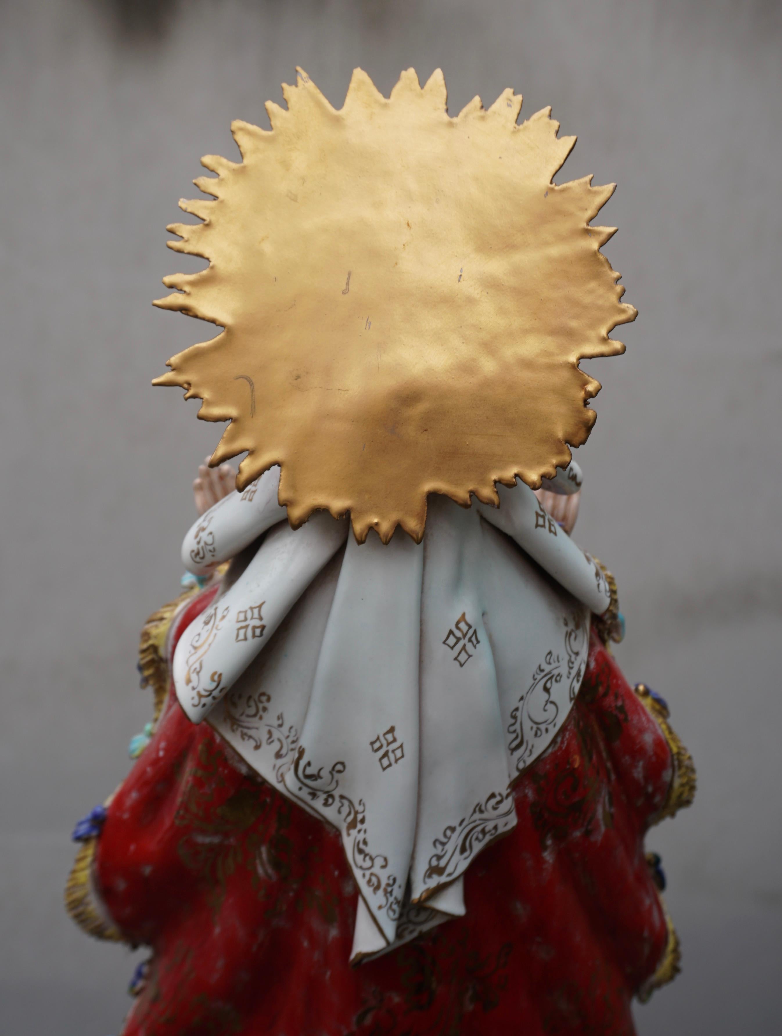 Seltenes italienisches Porzellan Madonna von Paolo Marioni (Italienisch) im Angebot