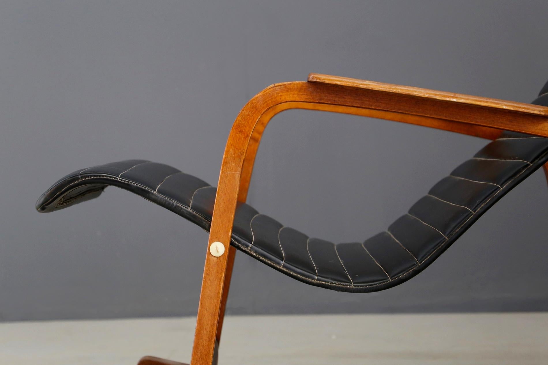 Rare Italian Rocking Chair in Black Leather from the 1950s 1
