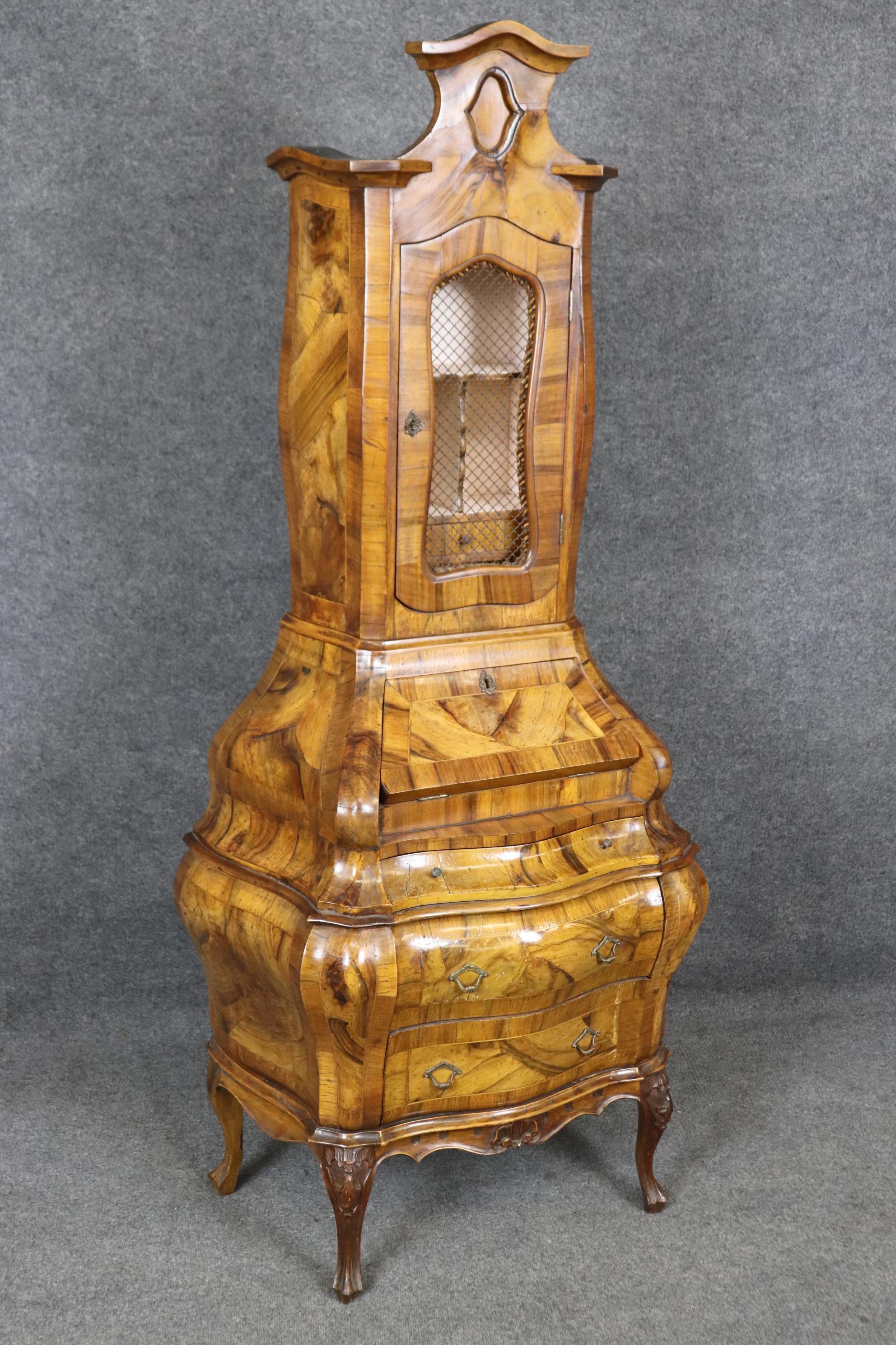Rare Italian Rococo Coke Bottle Curves Olivewood Secretary Desk Bookcase Top In Good Condition In Swedesboro, NJ