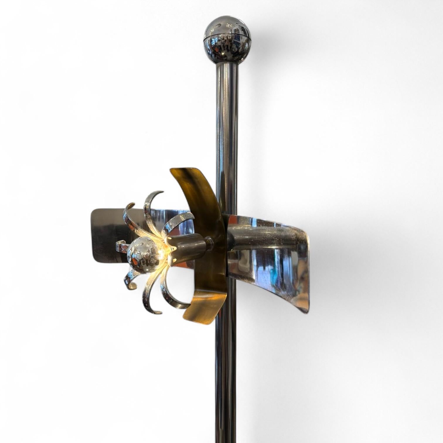 Chrome Rare Italian Space Age Floor Lamp with Floating Light Modules, 1970s For Sale