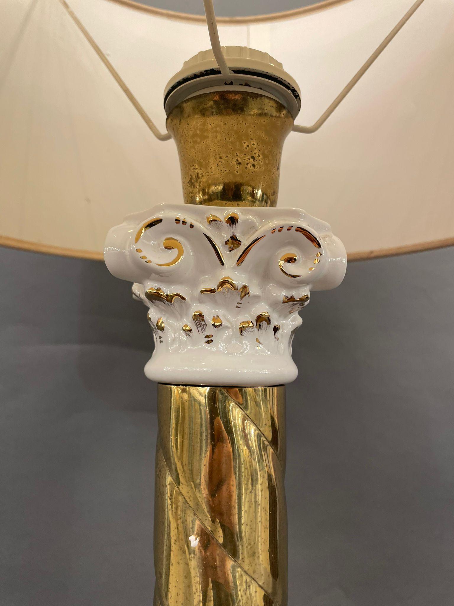 Mid-Century Modern Rare Italian Table Lamp in Ceramic, circa 1940s For Sale