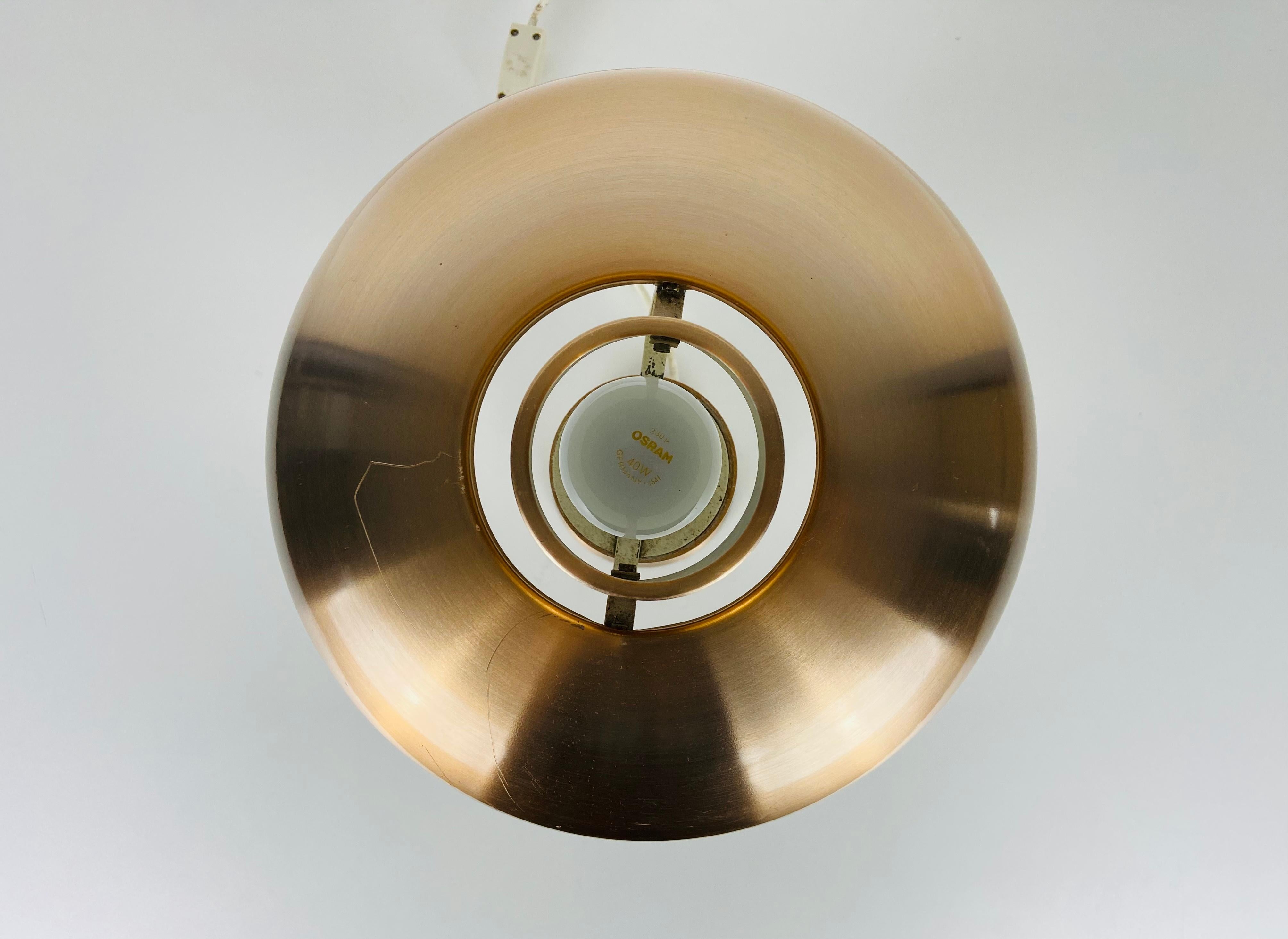 Metal Rare Italian Table Lamp in the Style of Stilnovo, 1960s, Italy